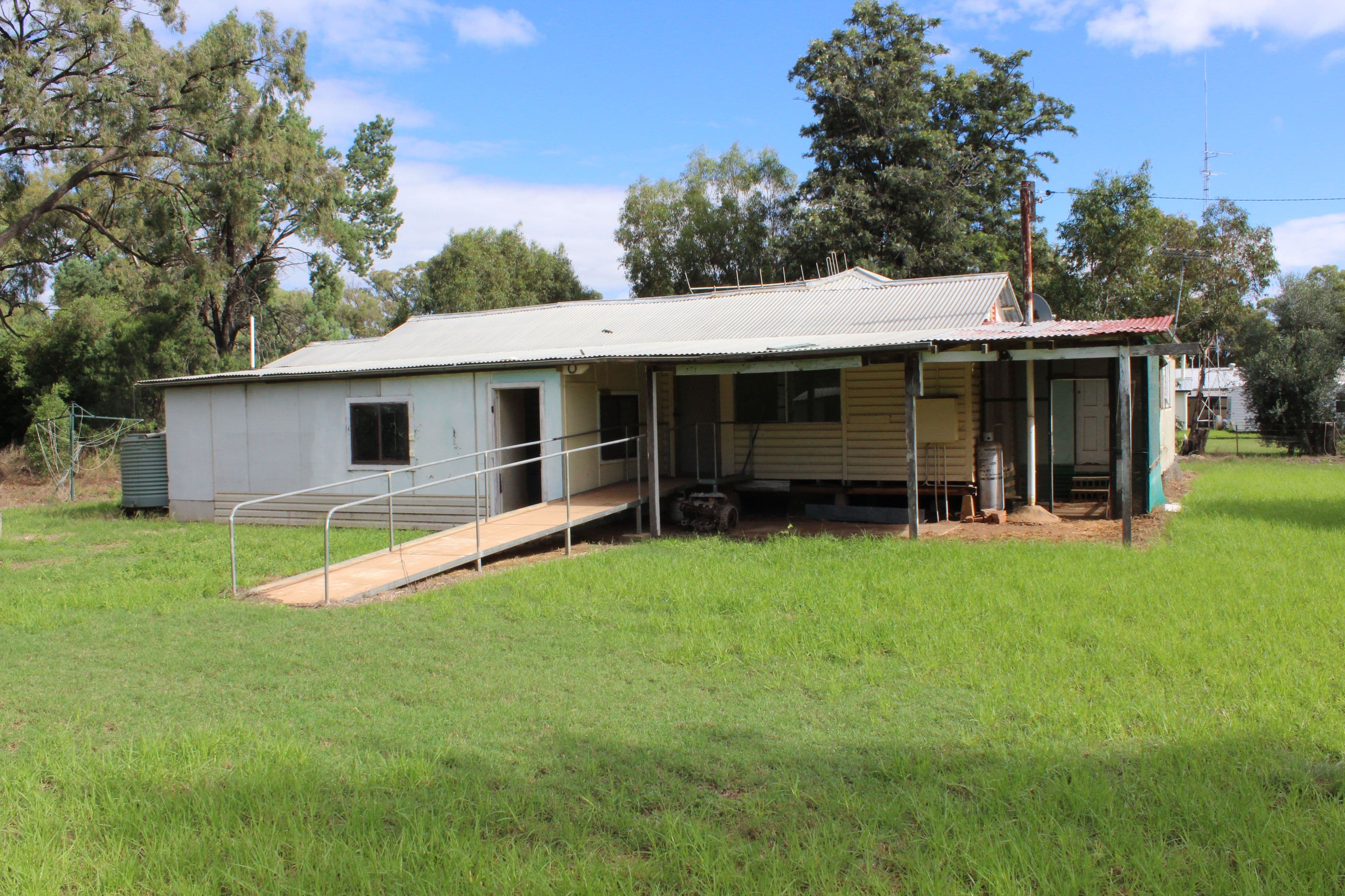 5 Broughton Street, Spring Ridge NSW 2343, Spring Ridge - Thumbnail 2
