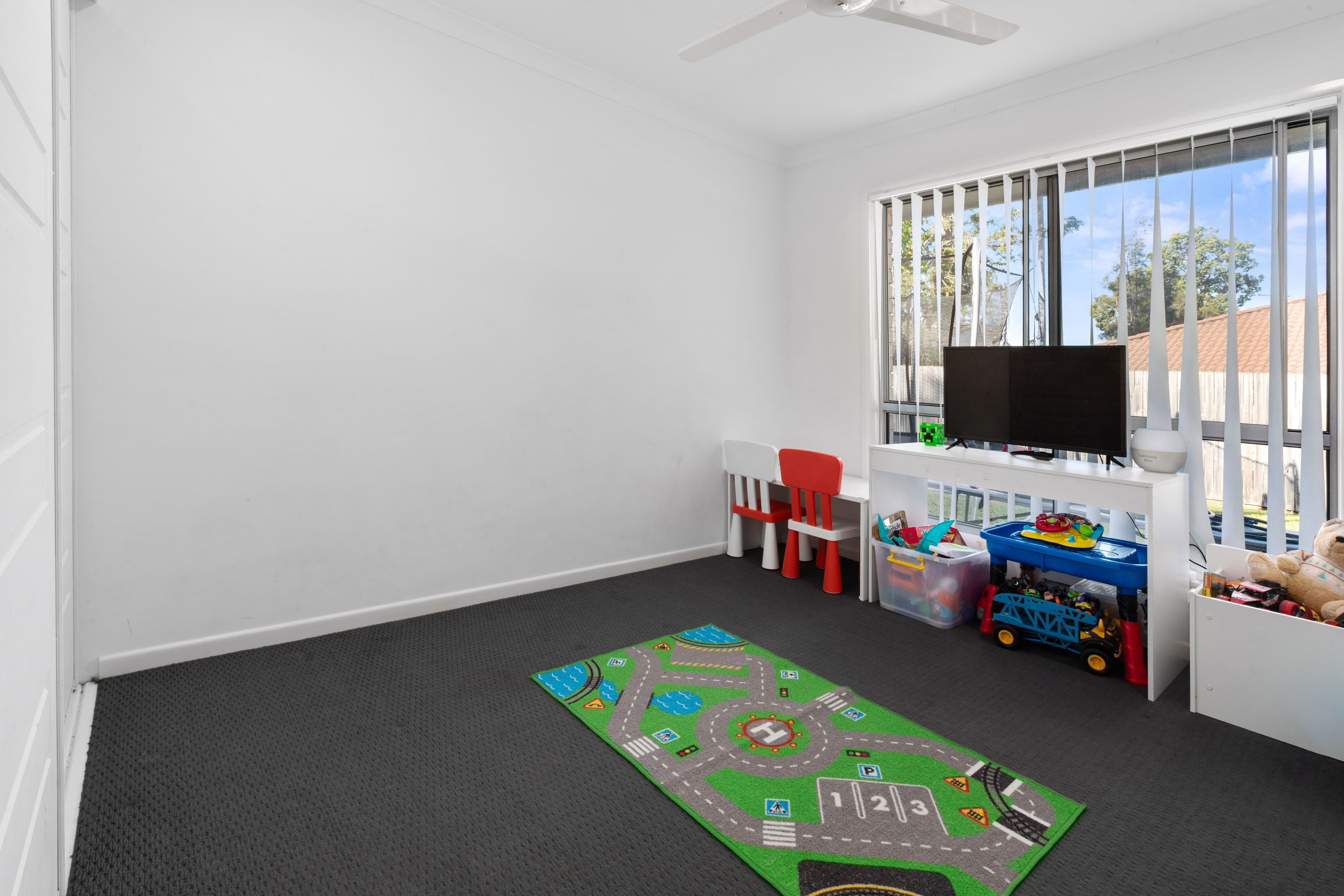5 Deschamps Close, Loganlea QLD 4131, Loganlea - Thumbnail 8
