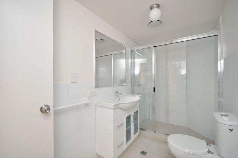 31 Kinmond Avenue, WAVELL HEIGHTS QLD 4012, Wavell Heights - Thumbnail 7