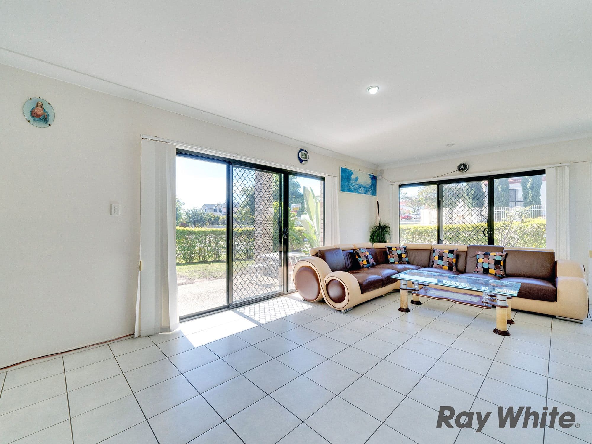 1 Pinehurst Place, Oxley QLD 4075, Oxley - Thumbnail 4