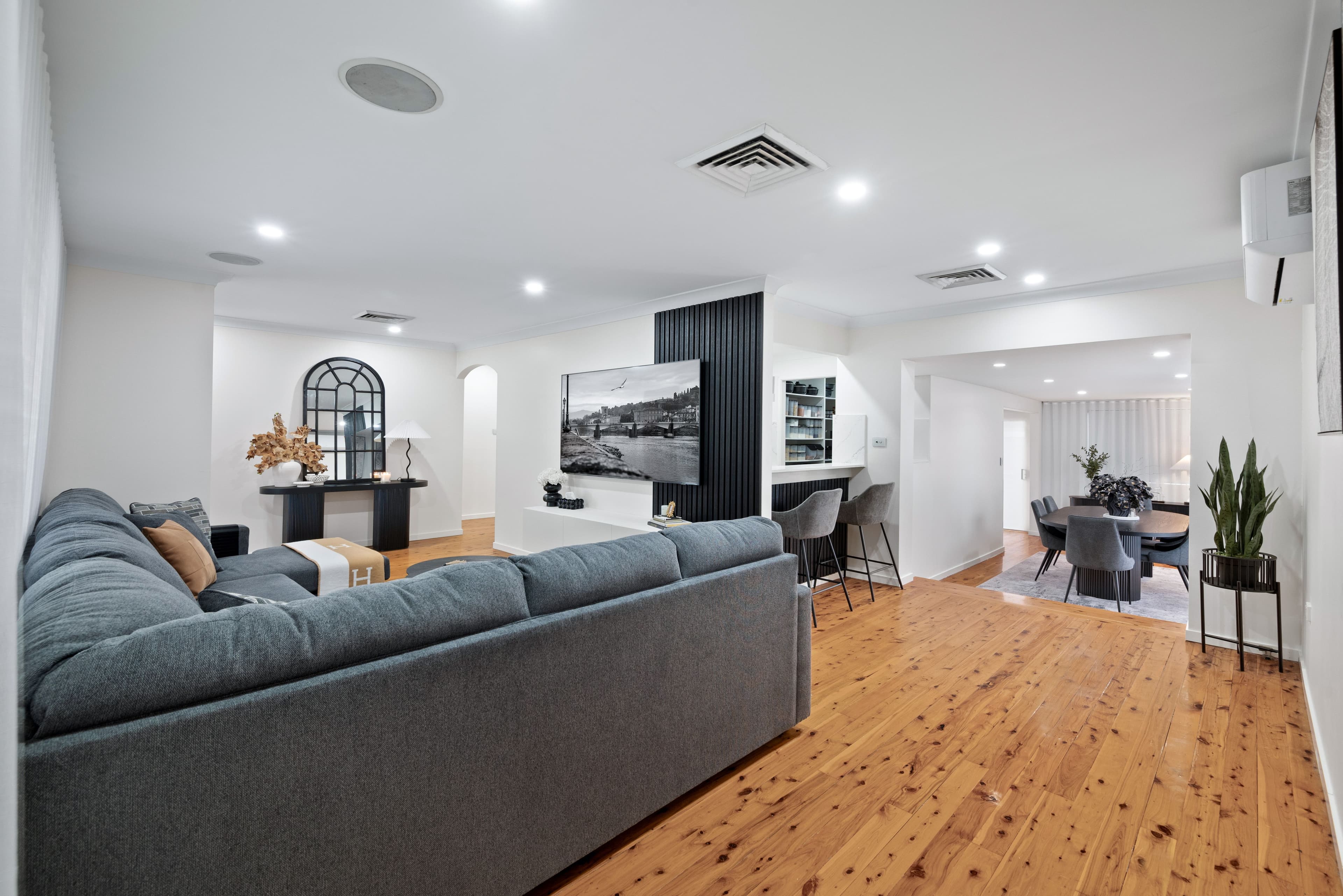 17 Birch Avenue, Casula NSW 2170, Casula - Thumbnail 7