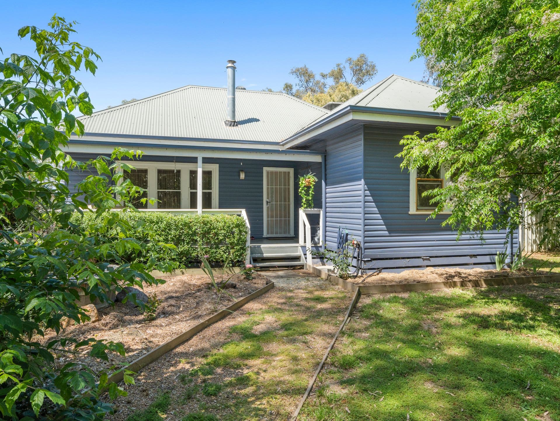17 Goomalibee Road, Benalla VIC 3672, Benalla - Thumbnail 2