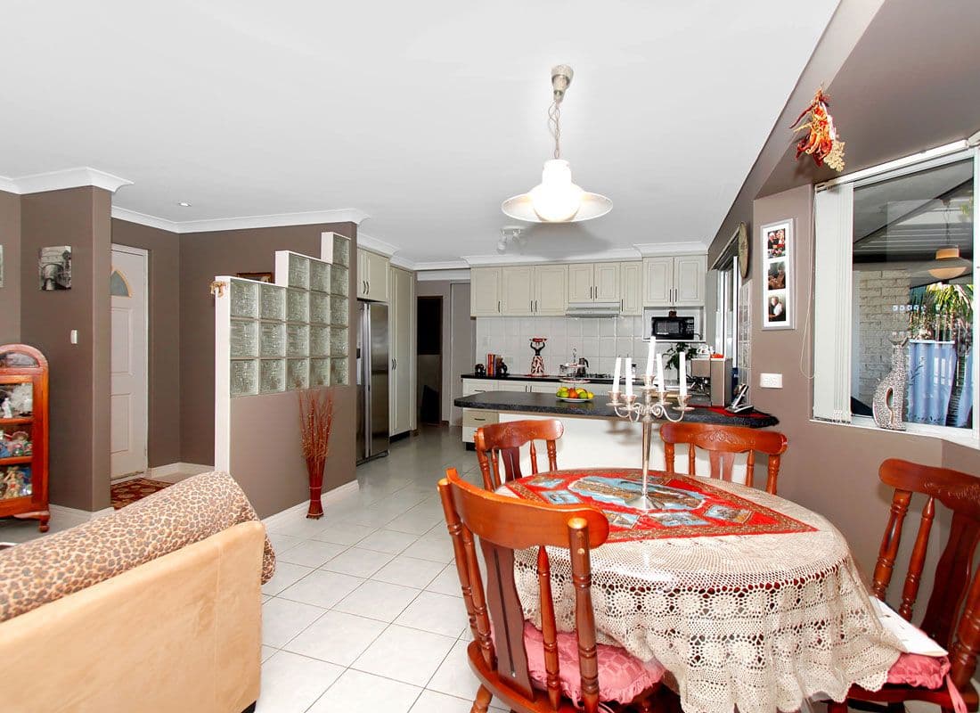 52 The Avenue, ALEXANDER HEIGHTS WA 6064, Alexander Heights - Thumbnail 4