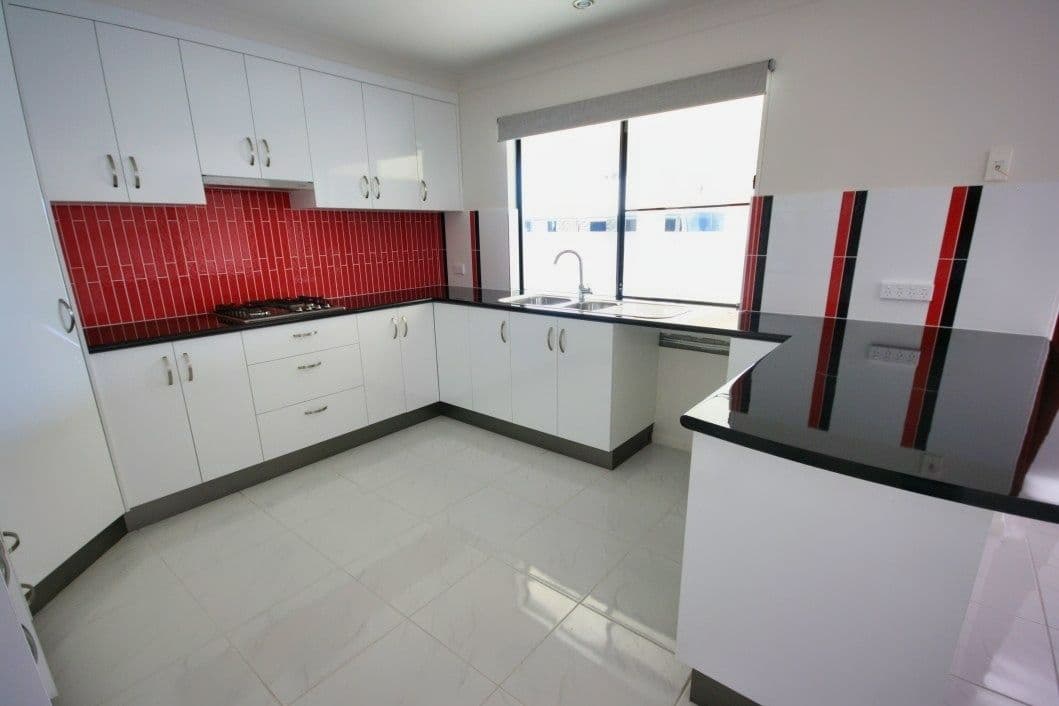 6 Credlin Court, Sarina QLD 4737, Sarina - Thumbnail 2