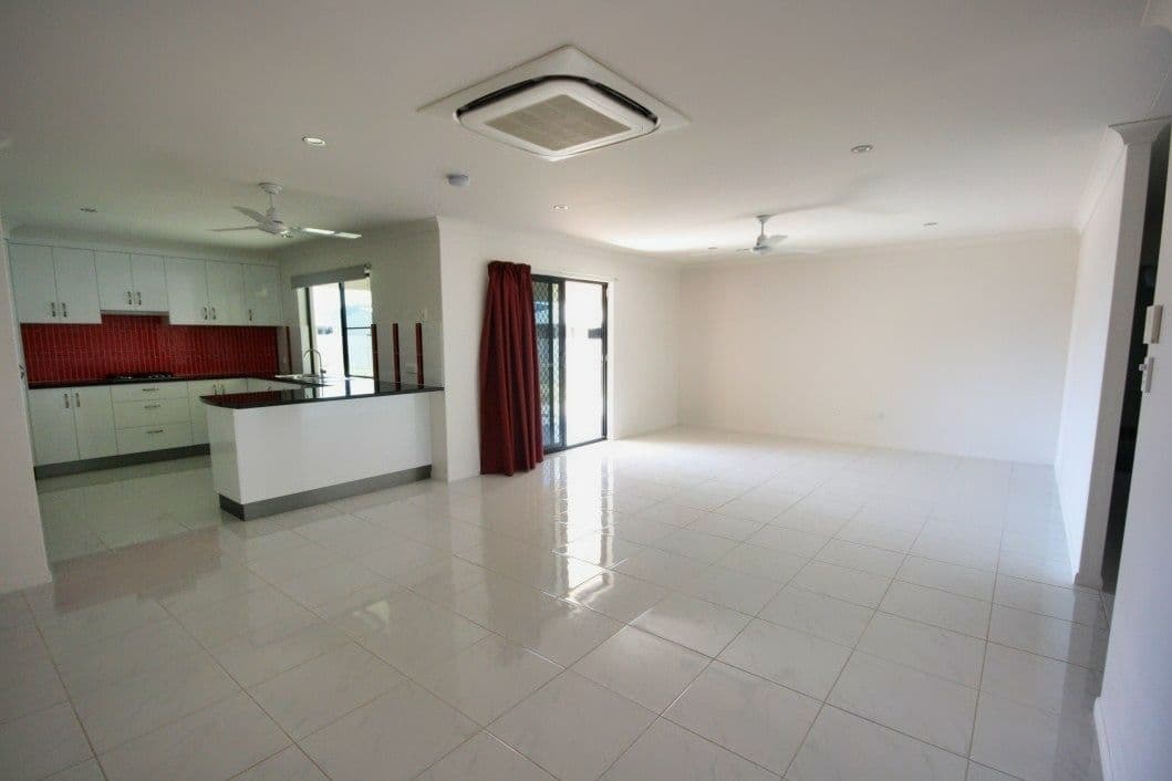 6 Credlin Court, Sarina QLD 4737, Sarina - Thumbnail 4