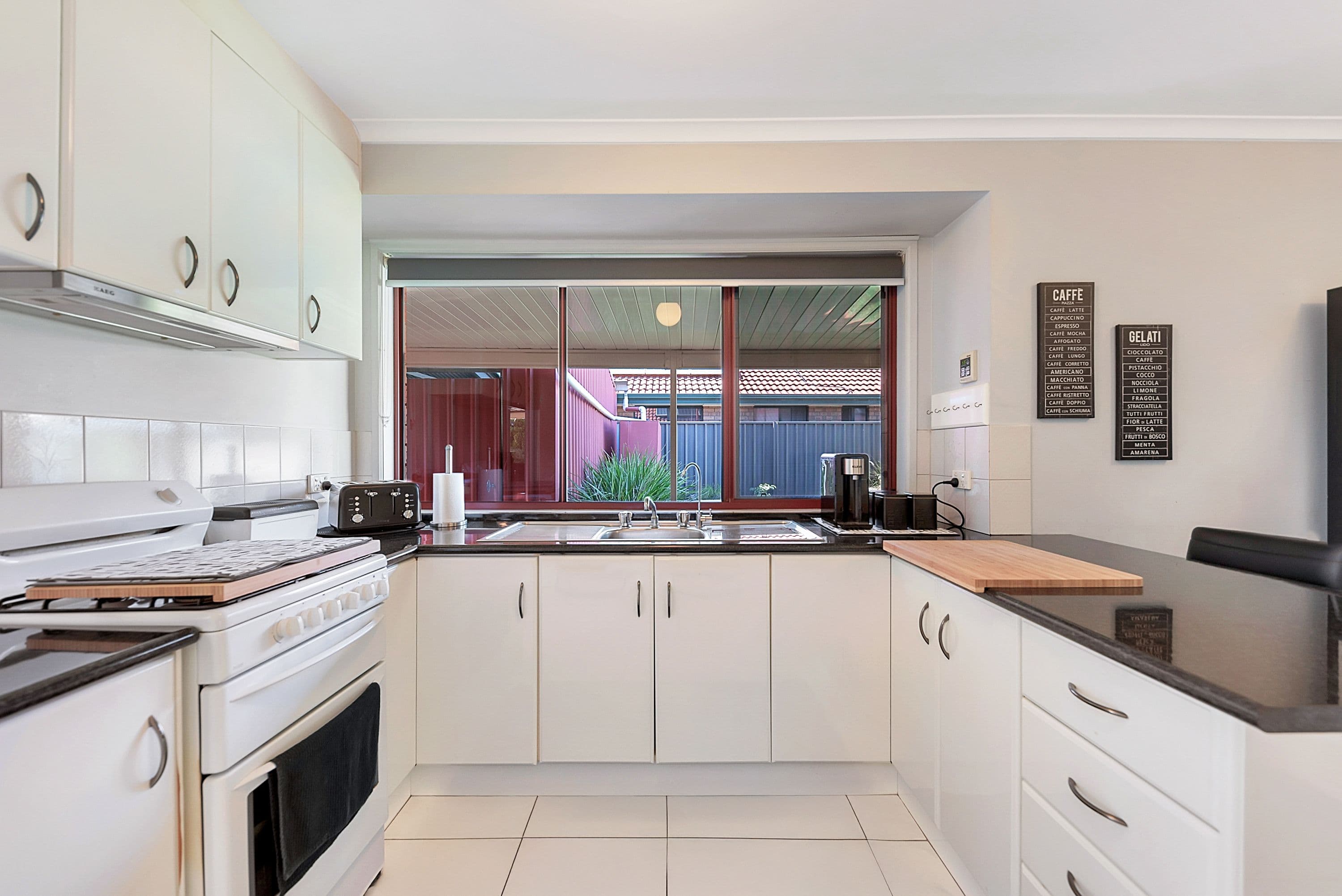 33 Saint Alfred Drive, Parafield Gardens SA 5107, Parafield Gardens - Thumbnail 2