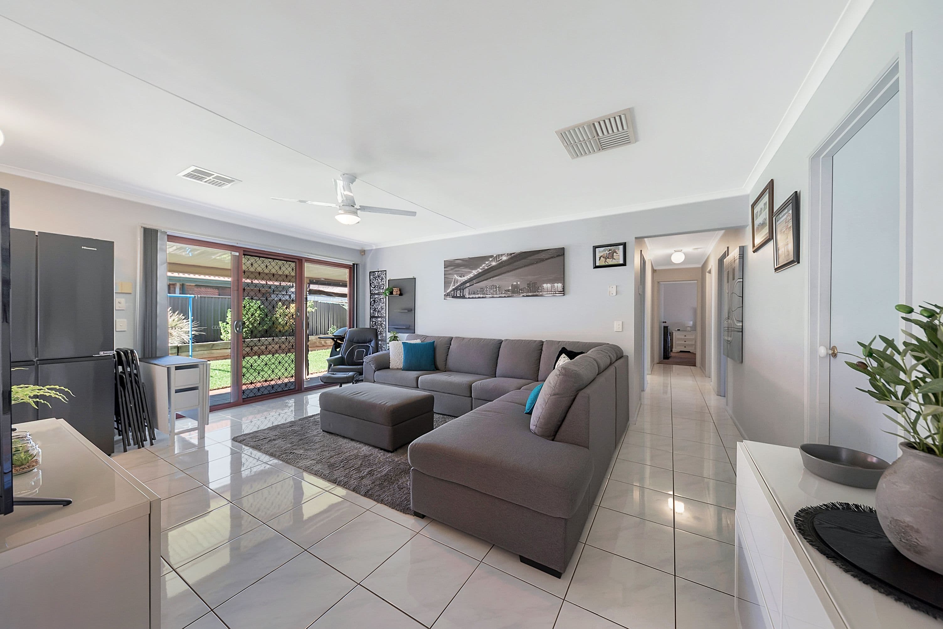 33 Saint Alfred Drive, Parafield Gardens SA 5107, Parafield Gardens - Thumbnail 5