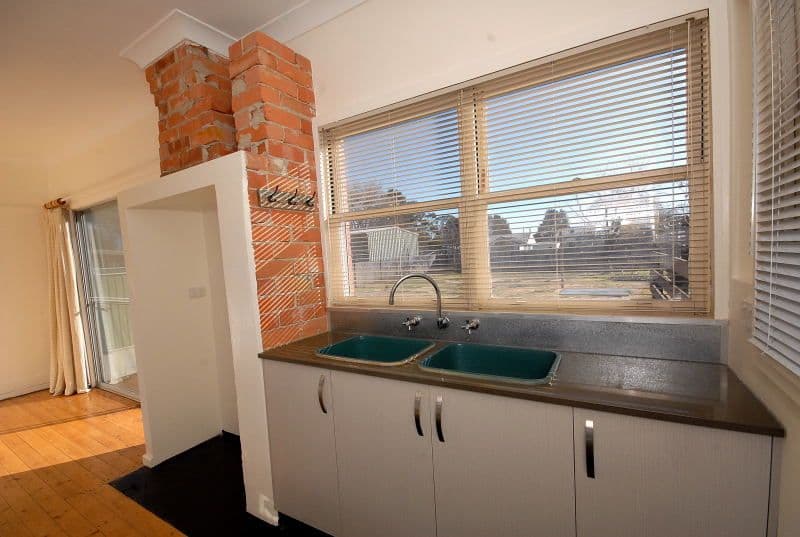 36 Coronation Avenue, BRAIDWOOD NSW 2622, Braidwood - Thumbnail 8