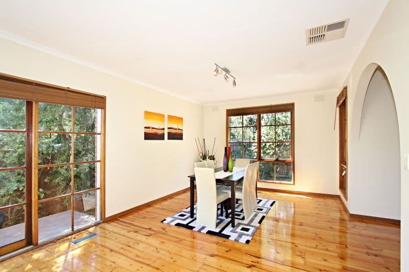 35 Kangaroo Road, MURRUMBEENA VIC 3163, Murrumbeena - Thumbnail 2