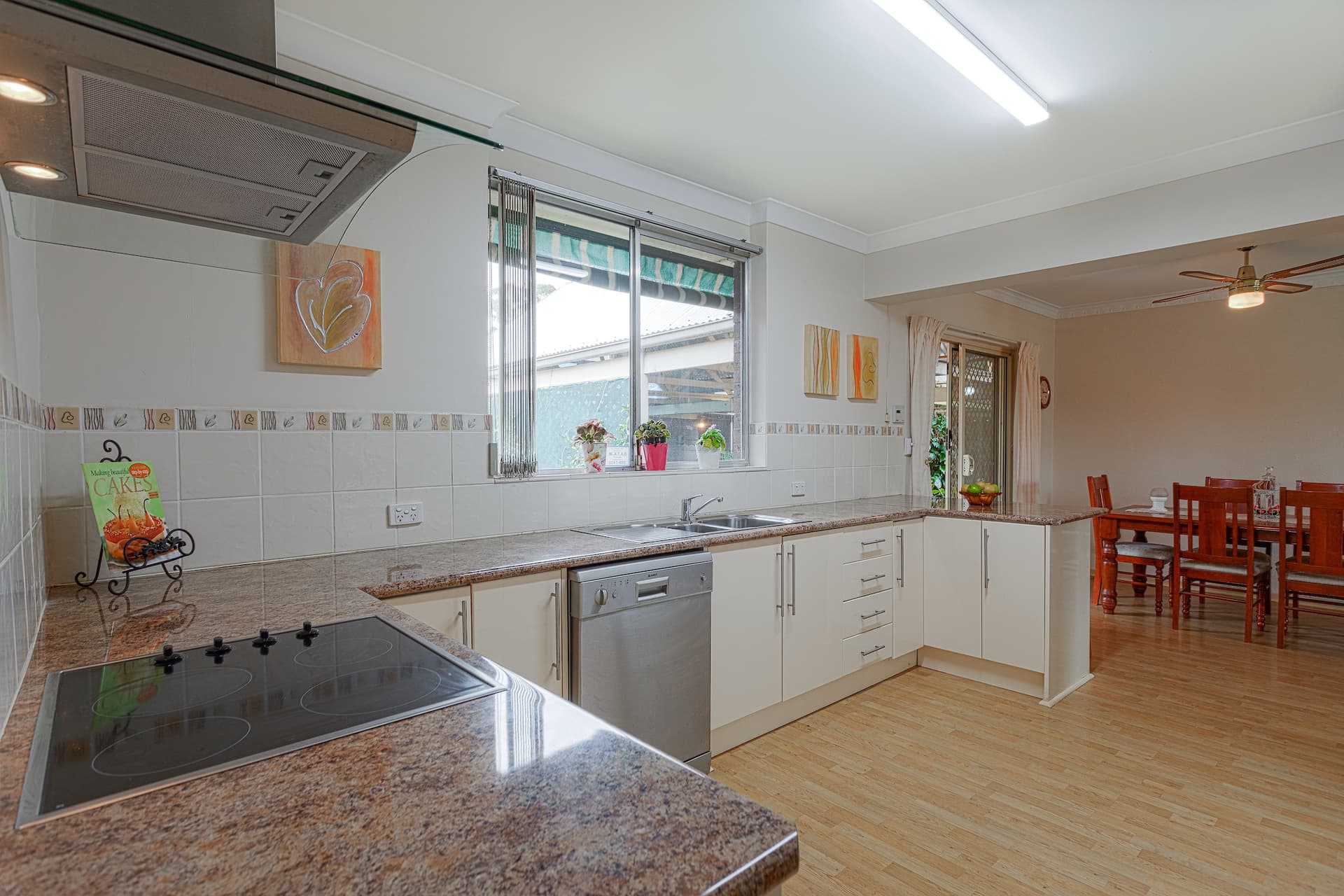 14 Danina Drive, Salisbury North - Thumbnail 2