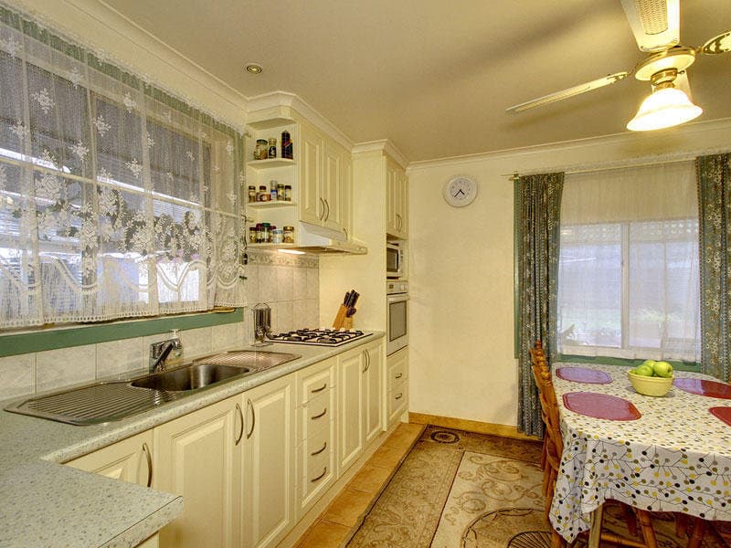 6 Gerard Street, Christie Downs - Thumbnail 5