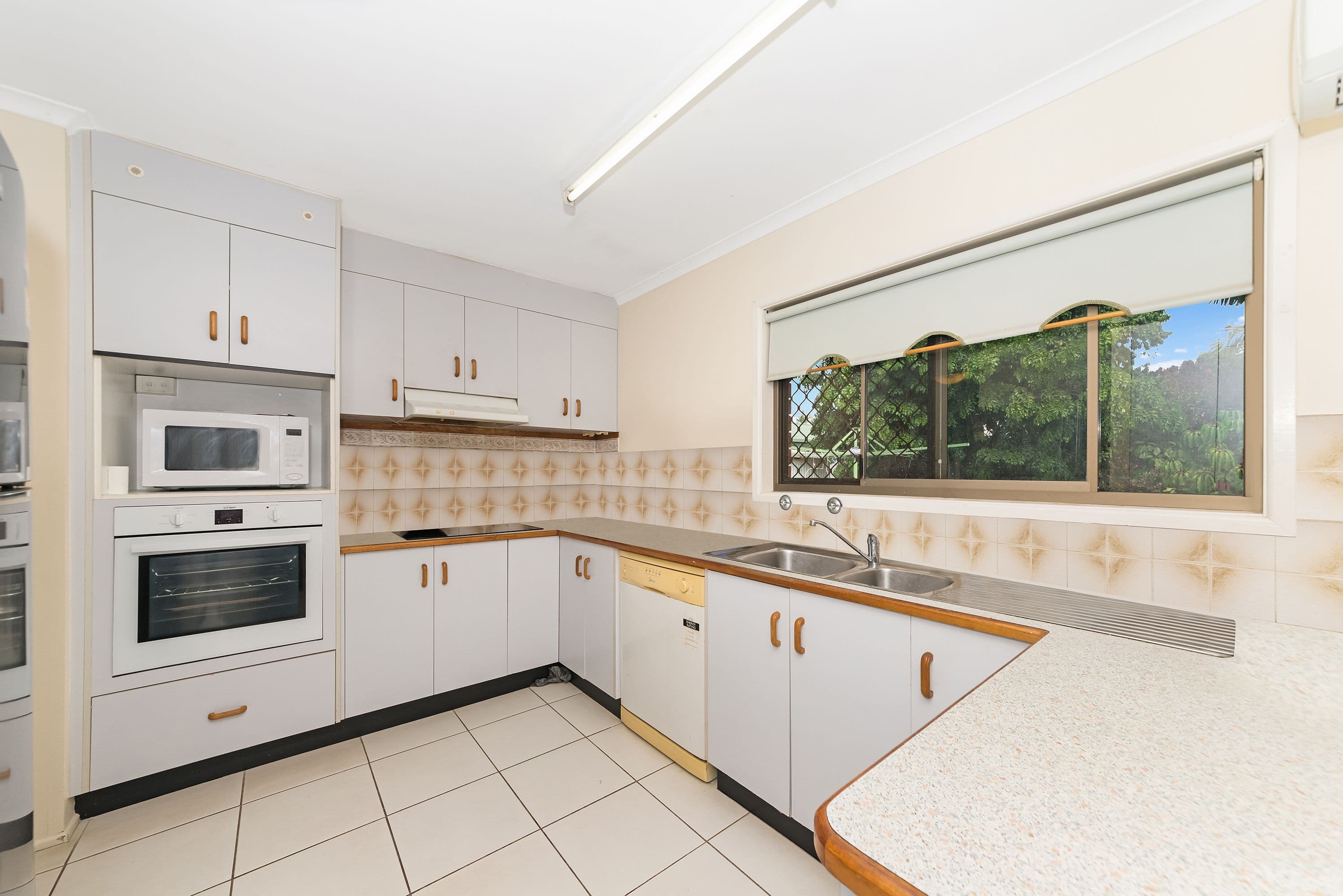 21 Jacaranda Crescent, Annandale QLD 4814, Annandale - Thumbnail 2