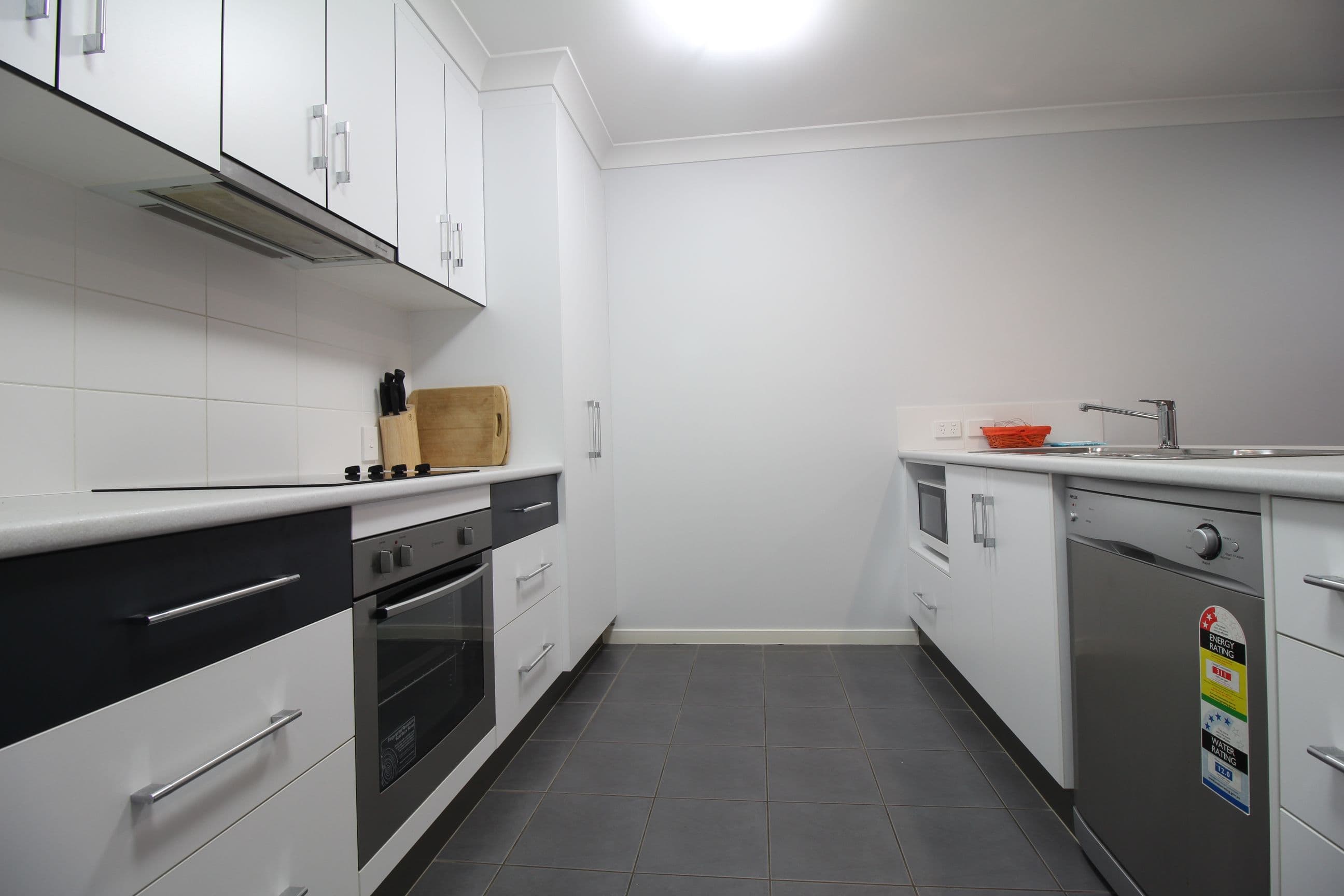 21 Moriarty Street, Emerald QLD 4720, Emerald - Thumbnail 3