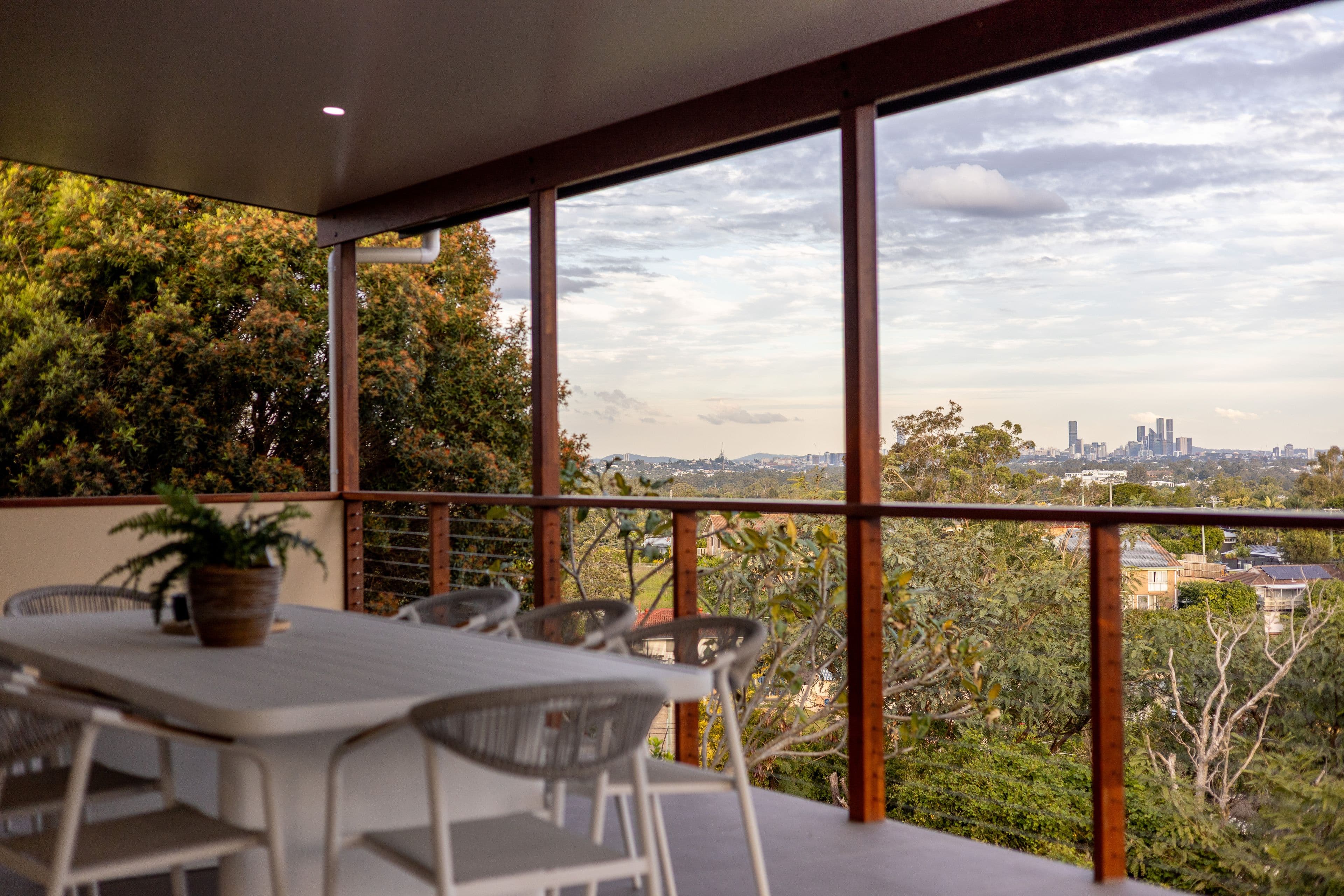 1070 South Pine Road, Everton Hills QLD 4053, Everton Hills - Thumbnail 2
