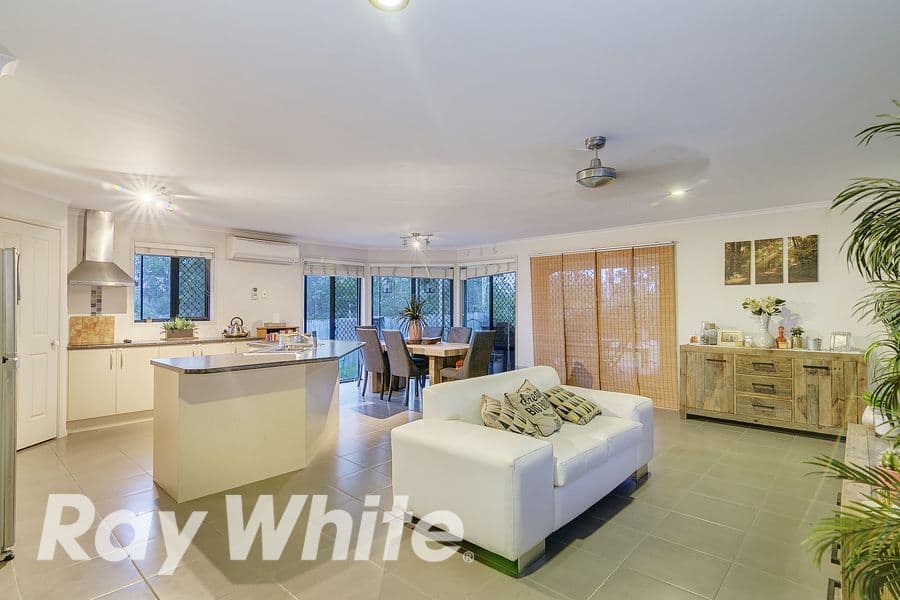 46 Creekside Crescent, Jimboomba QLD 4280, Jimboomba - Thumbnail 2