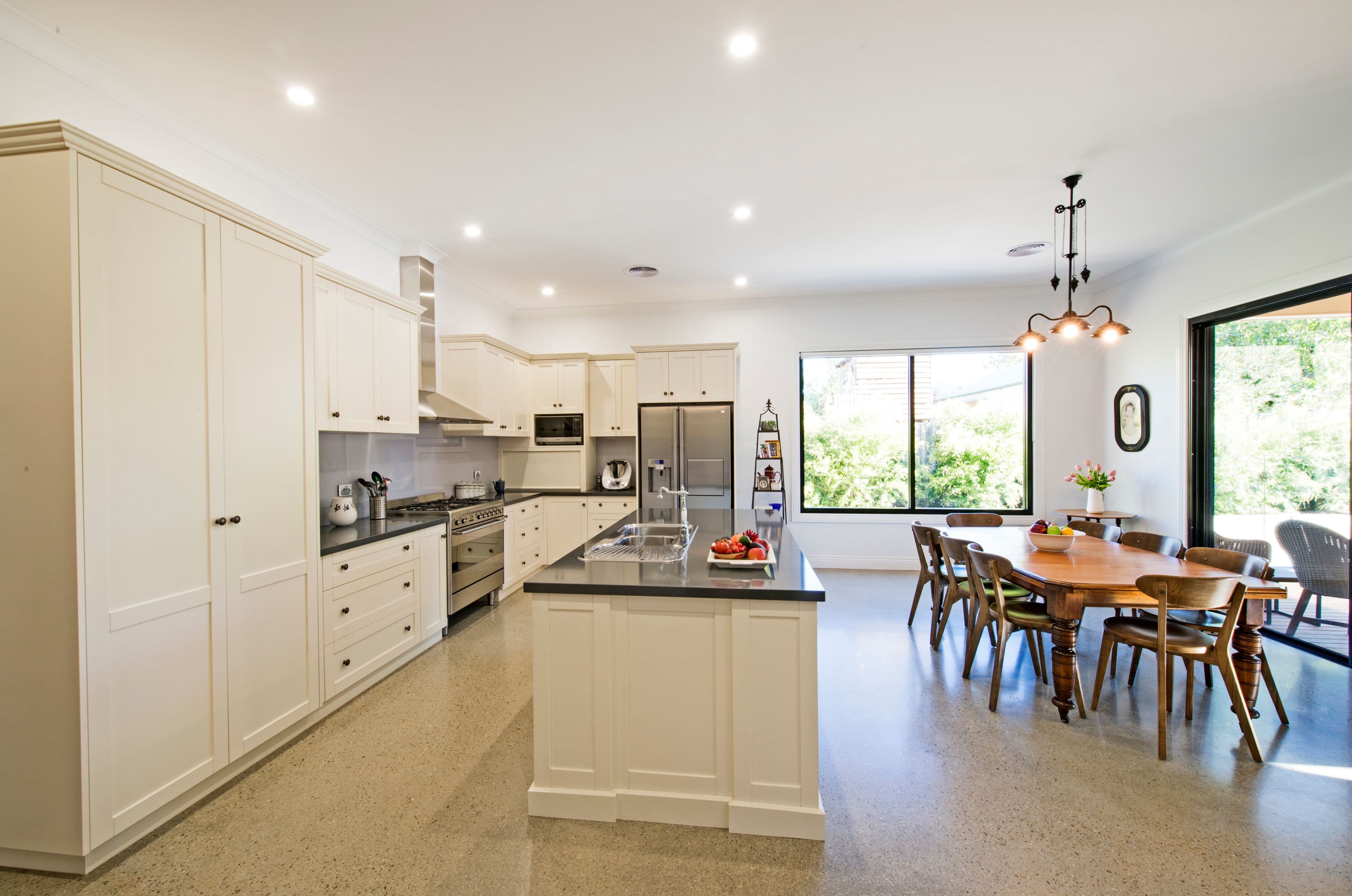 6 Splatt Street, Swan Hill VIC 3585, Swan Hill - Thumbnail 2