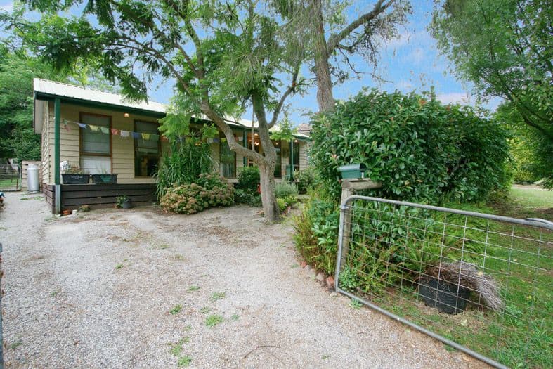 5 Derby Street, WARBURTON VIC 3799, Warburton - Thumbnail 2