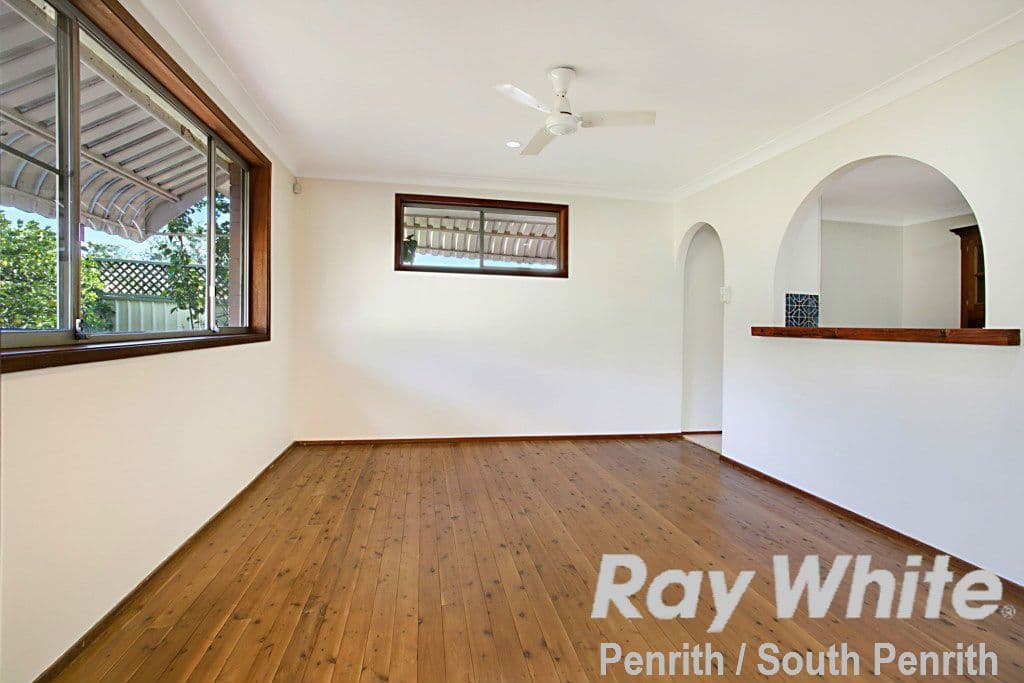 16 Epping Close, Cambridge Park - Thumbnail 4
