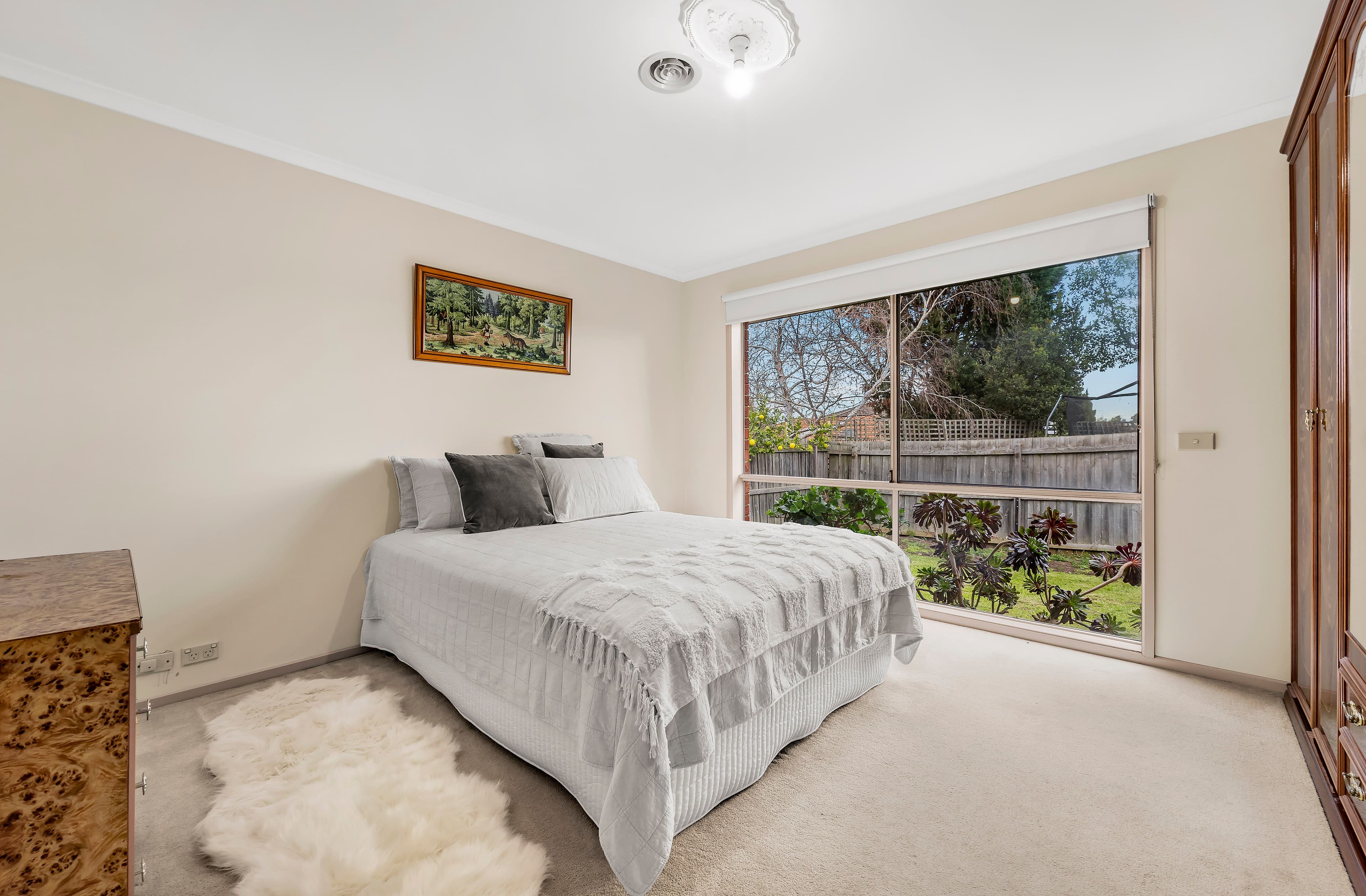 13 Carbon Crescent, Mill Park VIC 3082, Mill Park - Thumbnail 5