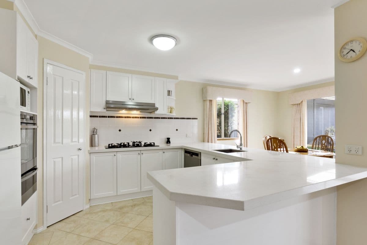 44 Hopetoun Road, Werribee VIC 3030, Werribee - Thumbnail 8