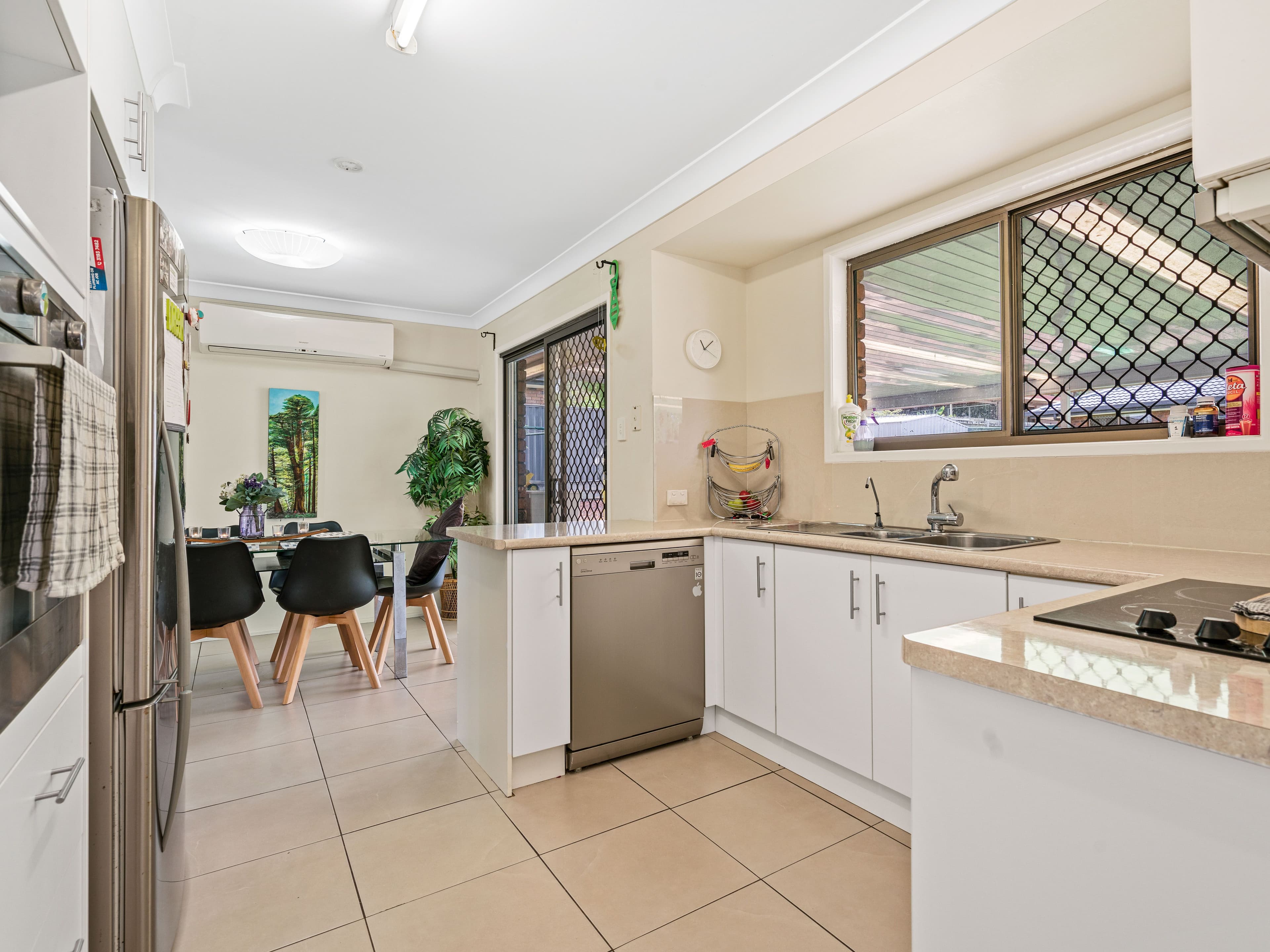 3 Lancefield Place, Rochedale South QLD 4123, Rochedale South - Thumbnail 2