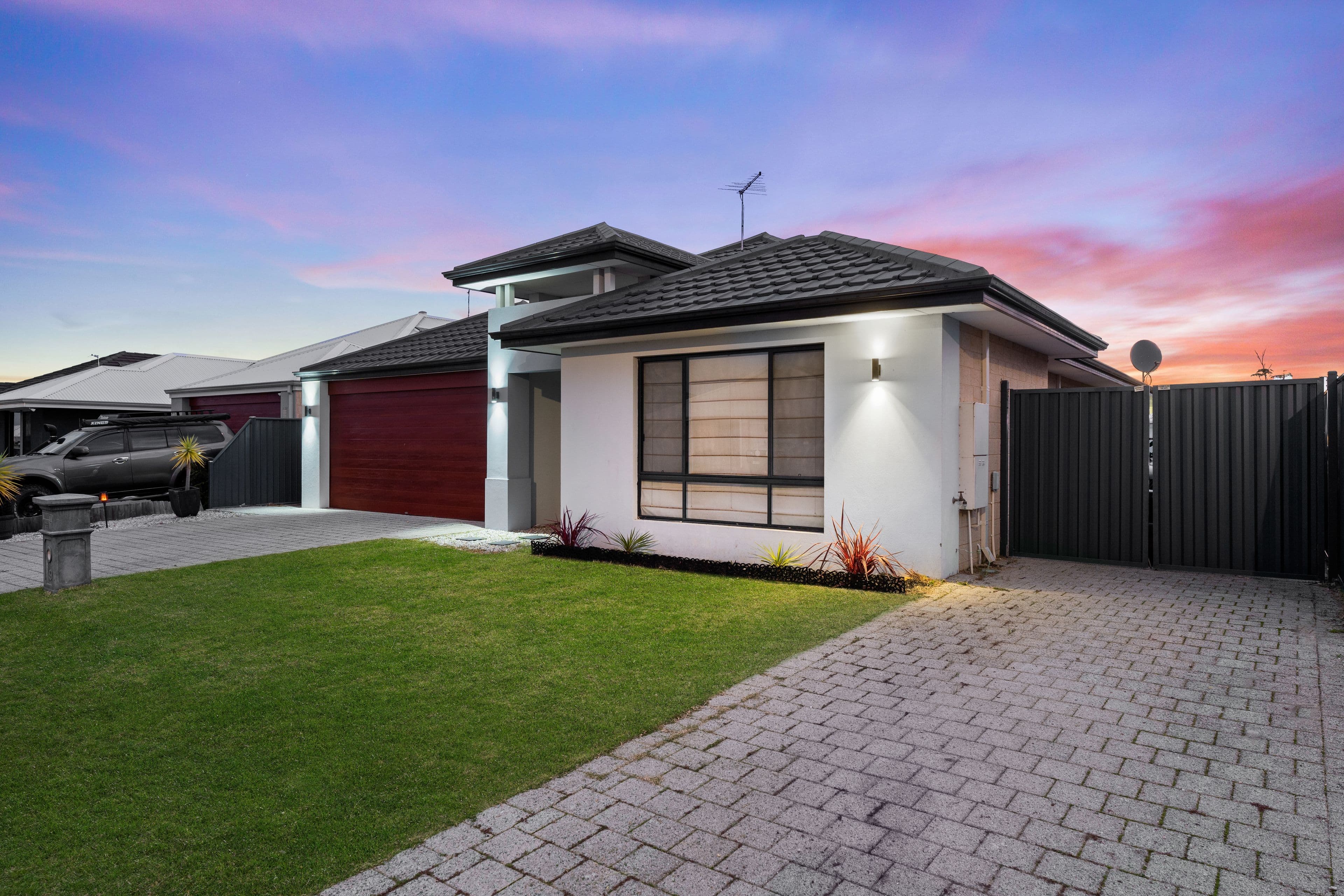 19 Tallowood Avenue, Baldivis WA 6171, Baldivis - Thumbnail 2