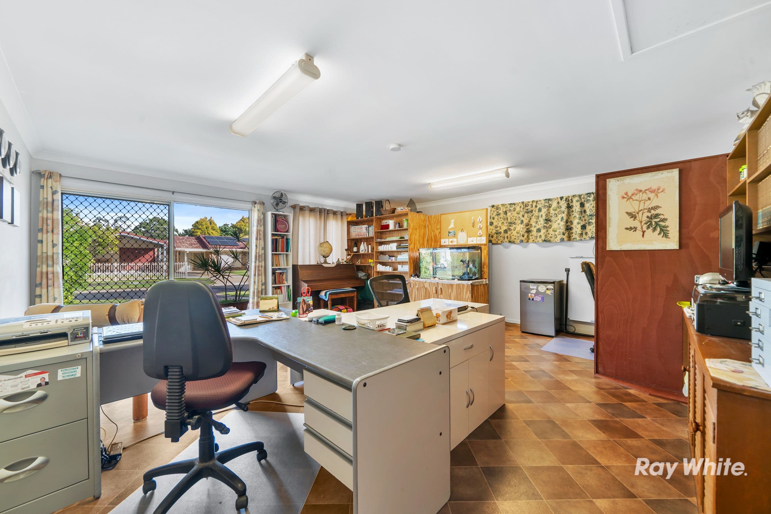 39 Moore Street, Loganlea QLD 4131, Loganlea - Thumbnail 4