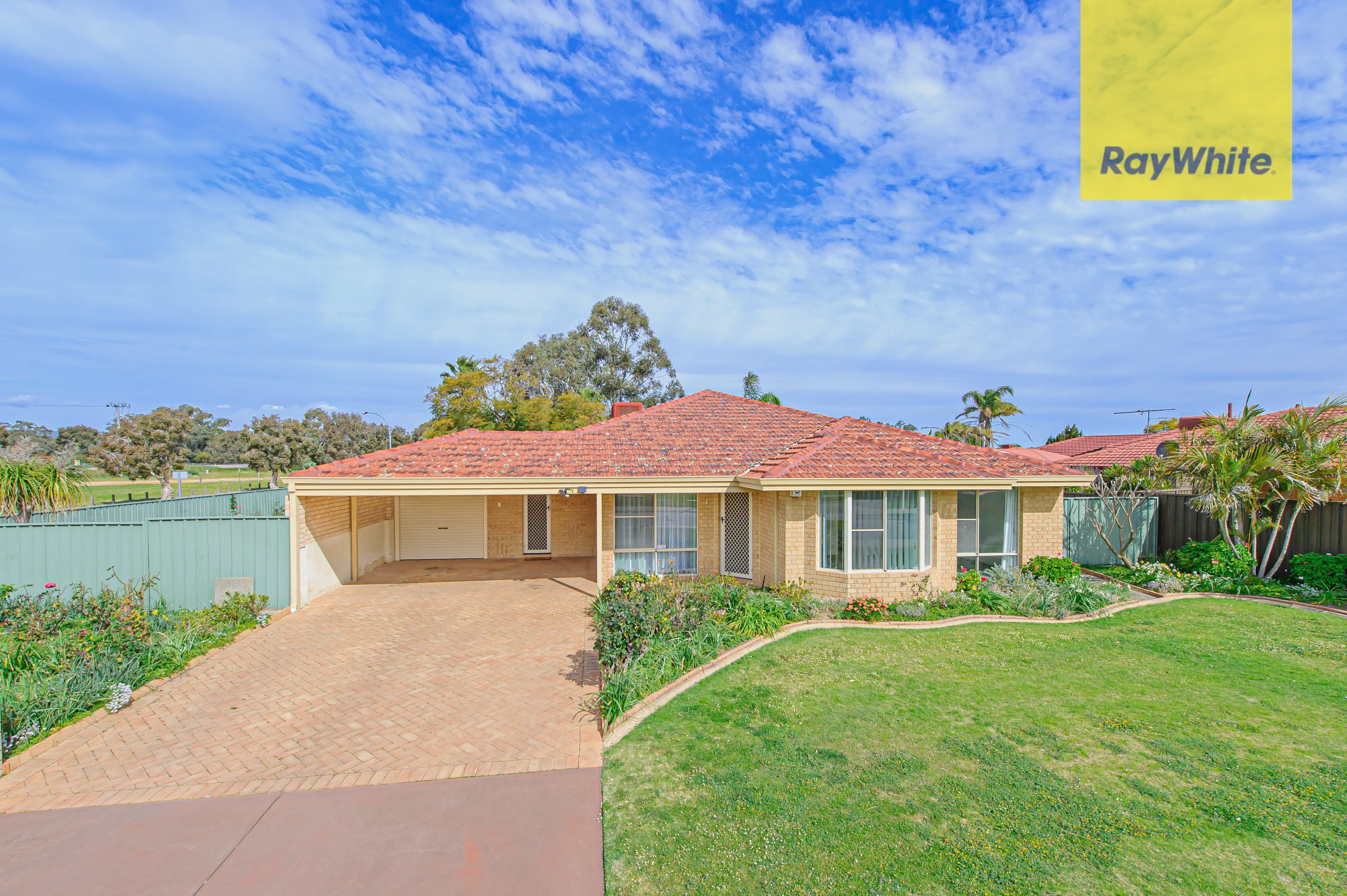 1 Edgar Wilkes Entrance, South Guildford WA 6055, South Guildford - Thumbnail 3