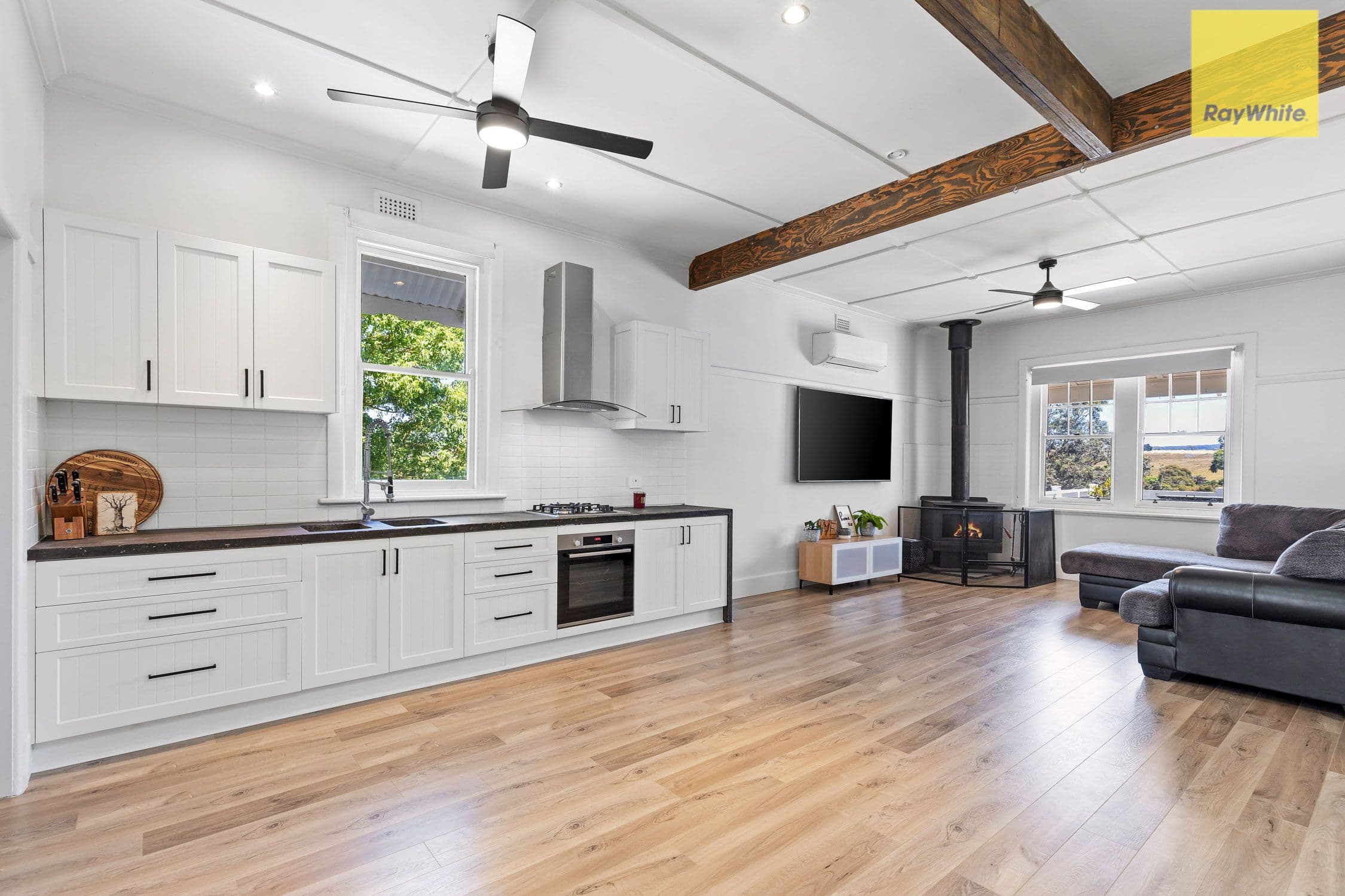 32 Hardy Street, Myrniong VIC 3341, Myrniong - Thumbnail 4