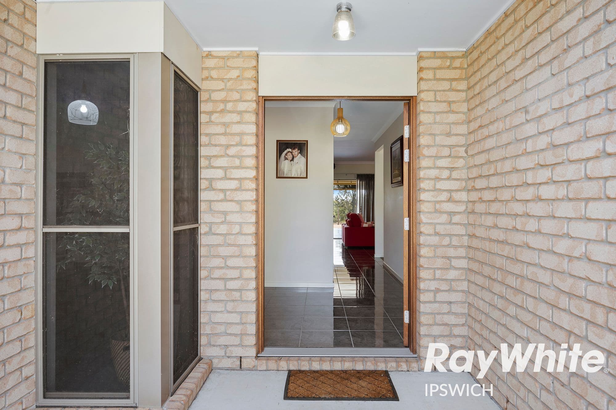 2 Kerry View Court, Forest Hill QLD 4342, Forest Hill - Thumbnail 3