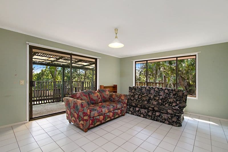 16 Sherwood Crescent, DAISY HILL QLD 4127, Daisy Hill - Thumbnail 4