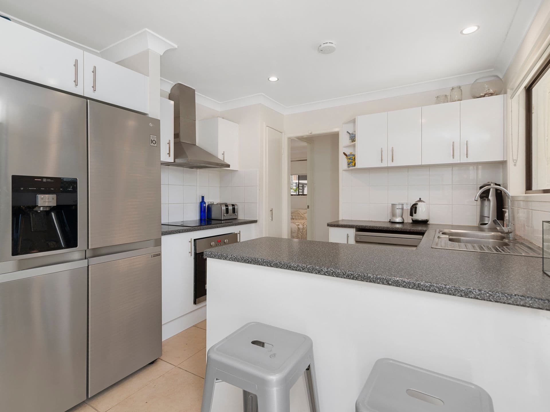 68 Clives Circuit, Currumbin Waters QLD 4223, Currumbin Waters - Thumbnail 5