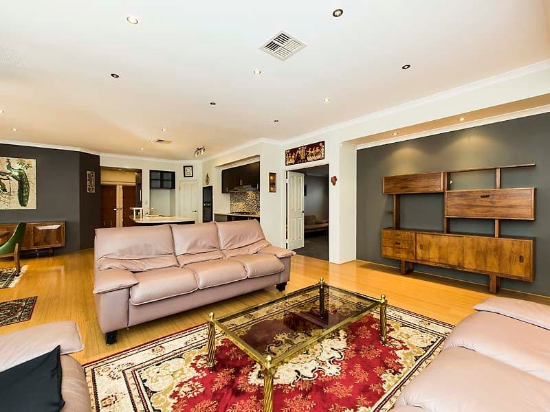 33 Liesham Crescent, Baldivis WA 6171, Baldivis - Thumbnail 2