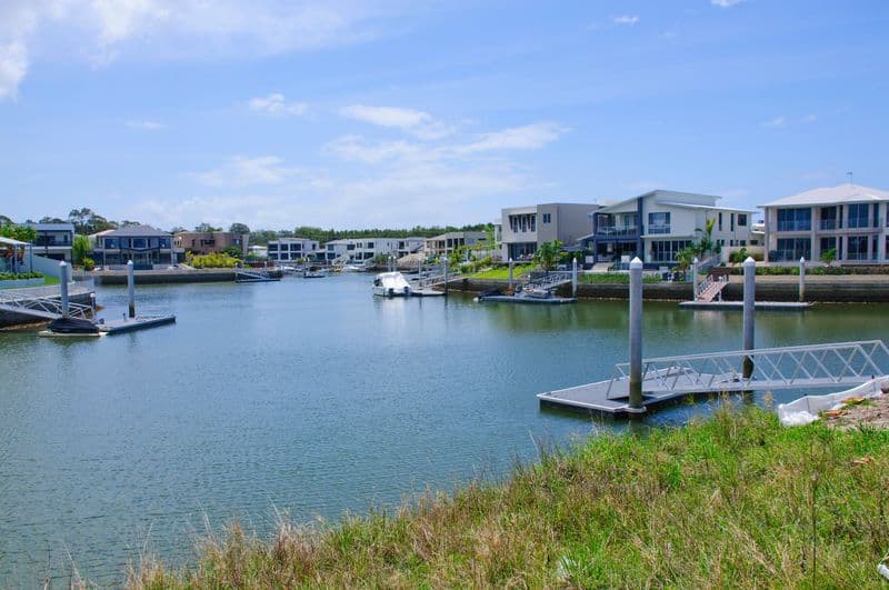 20 East Quay Drive, BIGGERA WATERS QLD 4216, Biggera Waters - Thumbnail 6