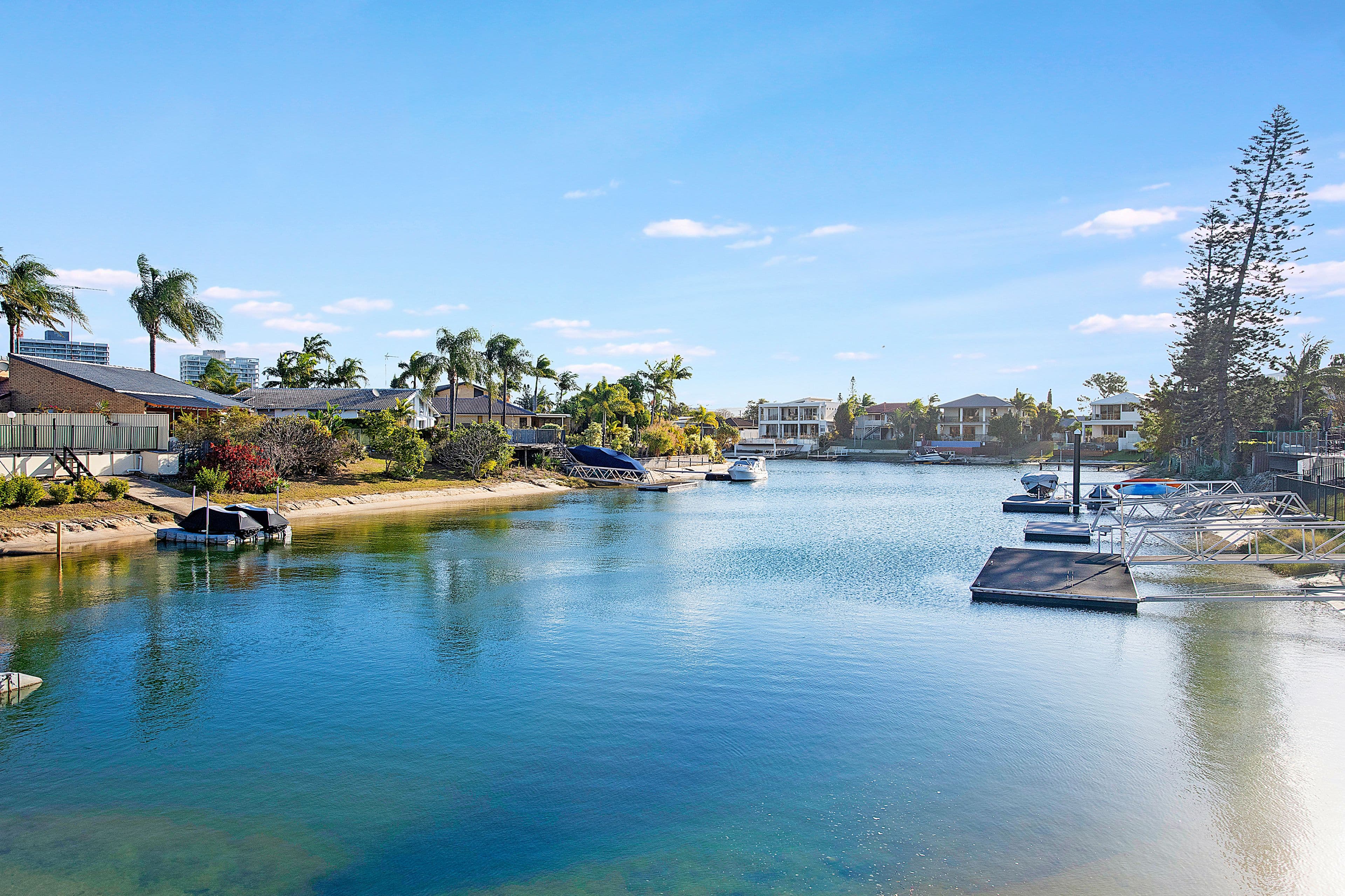43 Sunshine Boulevard, Broadbeach Waters QLD 4218, Broadbeach Waters - Thumbnail 2