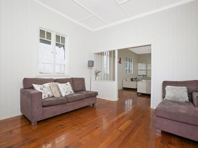 8 Appia Avenue, Seven Hills QLD 4170, Seven Hills - Thumbnail 4
