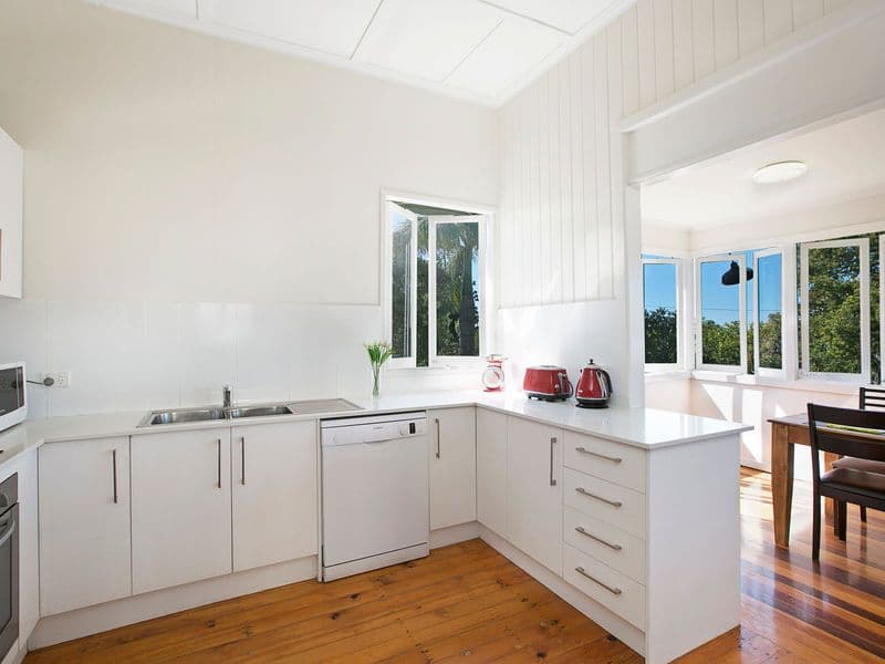 8 Appia Avenue, Seven Hills QLD 4170, Seven Hills - Thumbnail 5