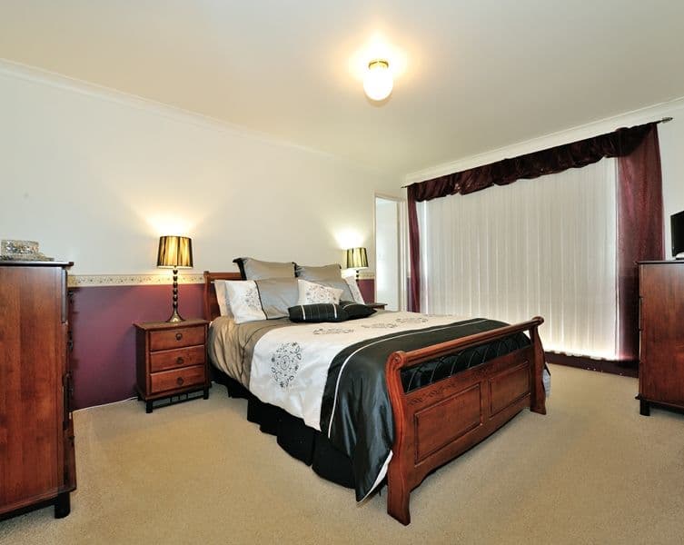 9 Hazlett Place, WAIKIKI WA 6169, Waikiki - Thumbnail 2