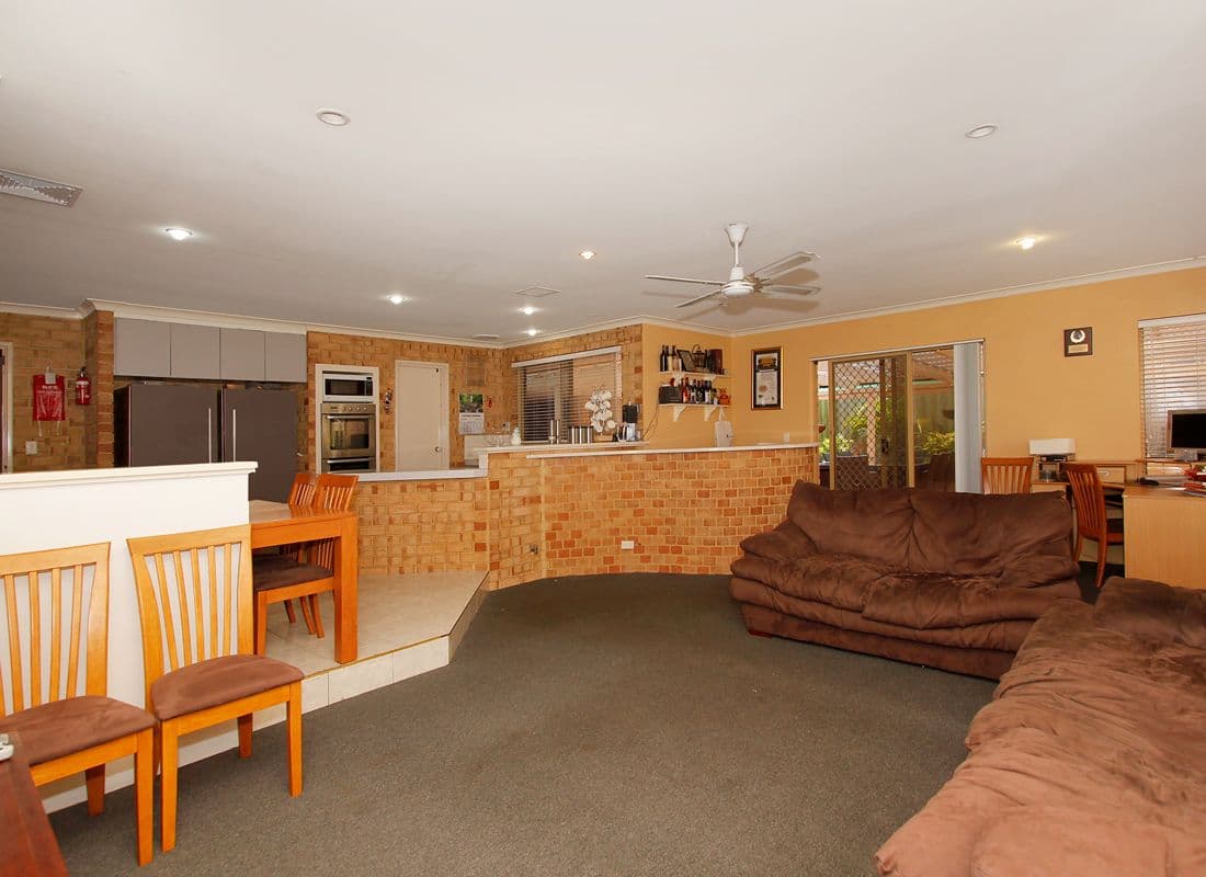 10 Avocet Grove, BALLAJURA WA 6066, Ballajura - Image 1