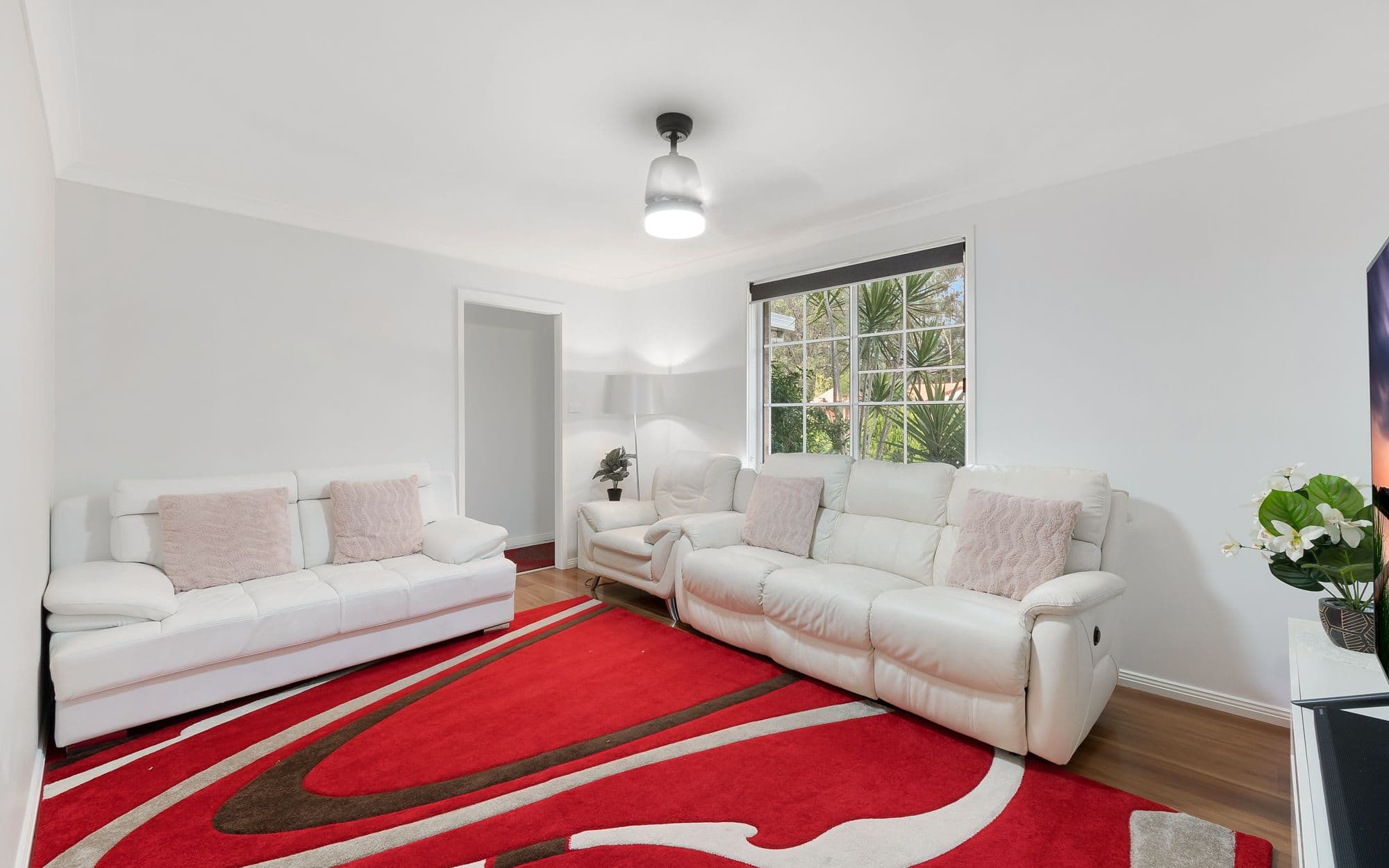 61 Donalbain Circuit, Rosemeadow NSW 2560, Rosemeadow - Thumbnail 3