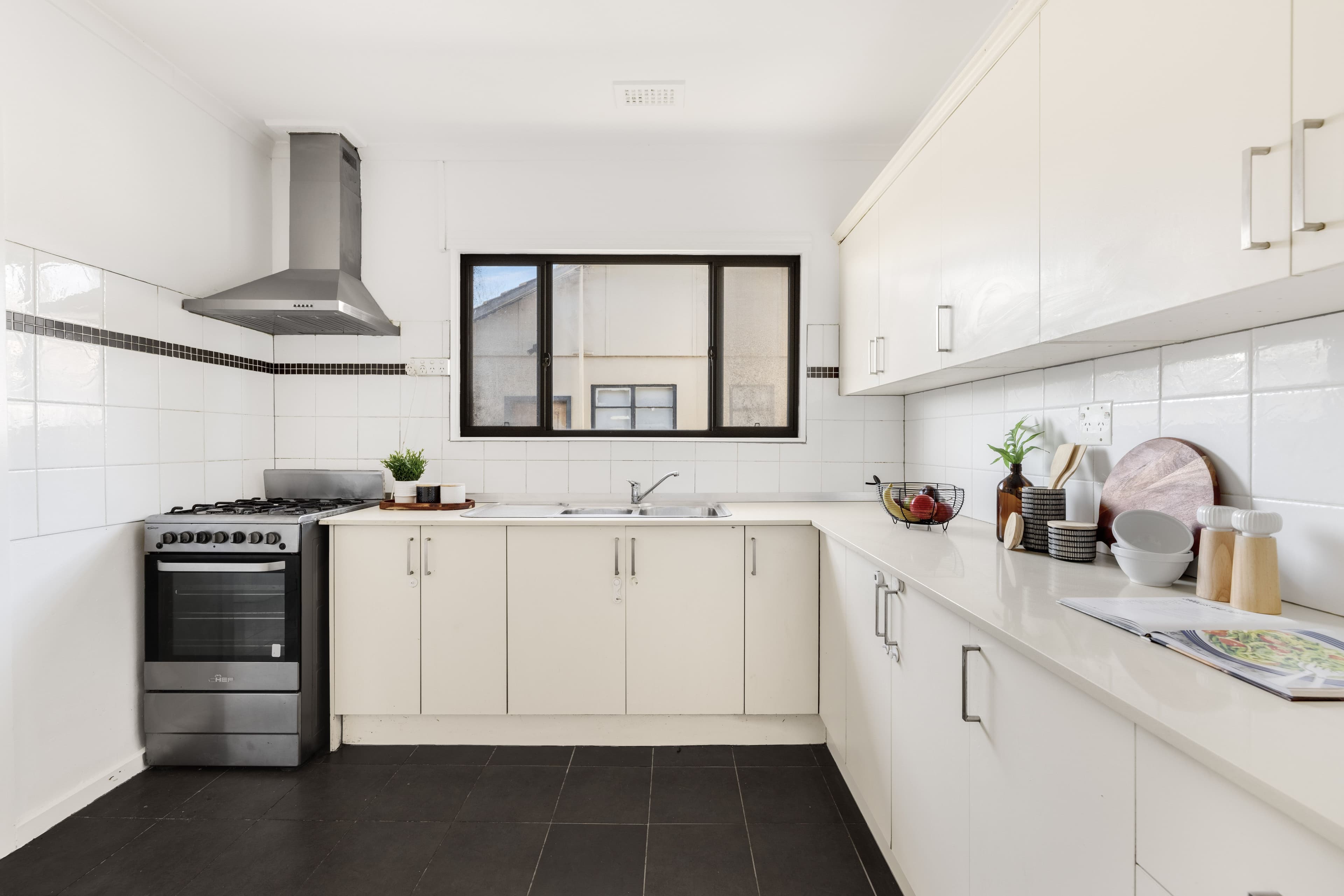 14 Daley Street, Glenroy VIC 3046, Glenroy - Thumbnail 4