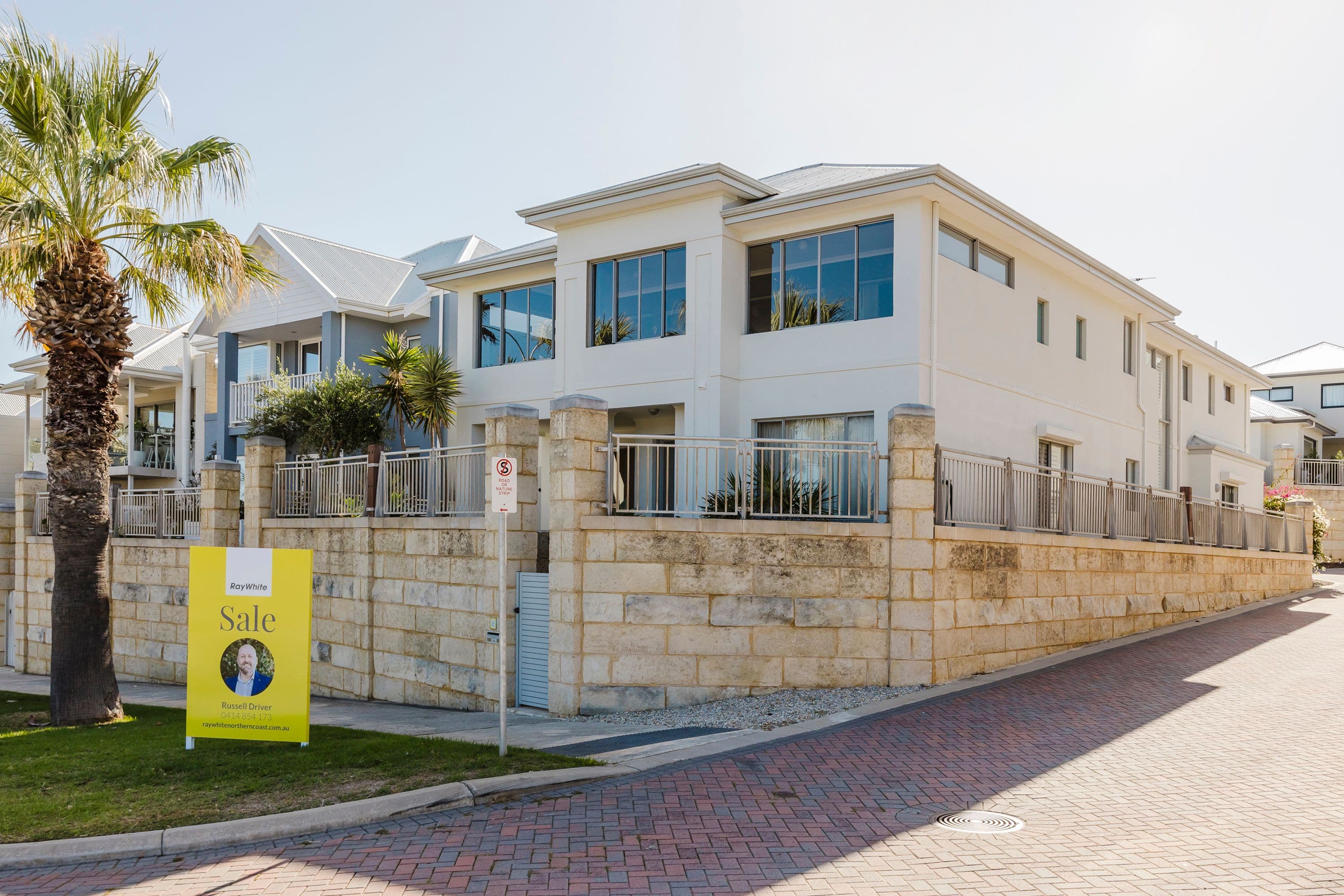 18 Ocean Falls Boulevard, Mindarie WA 6030, Mindarie - Thumbnail 3