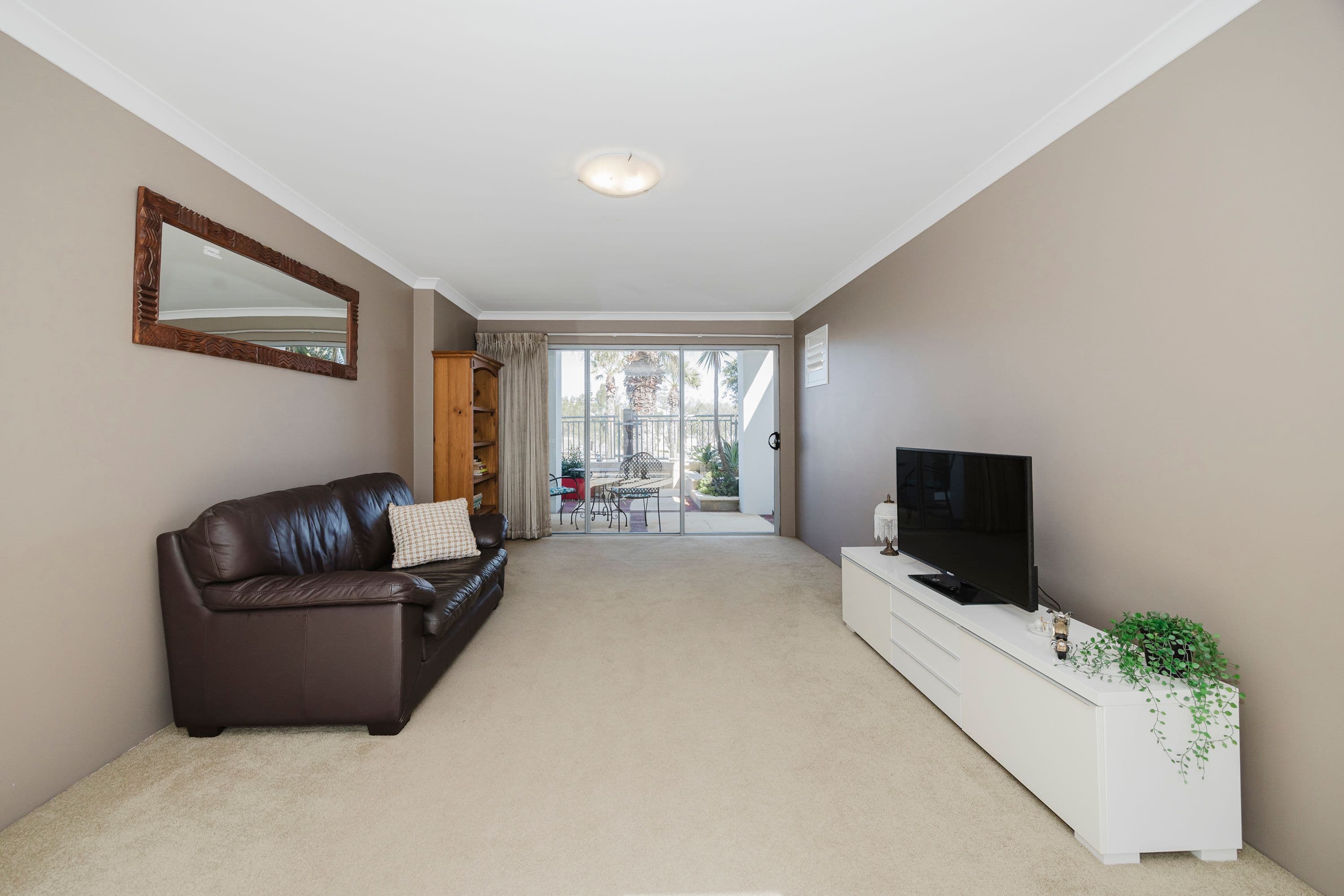 18 Ocean Falls Boulevard, Mindarie WA 6030, Mindarie - Thumbnail 6
