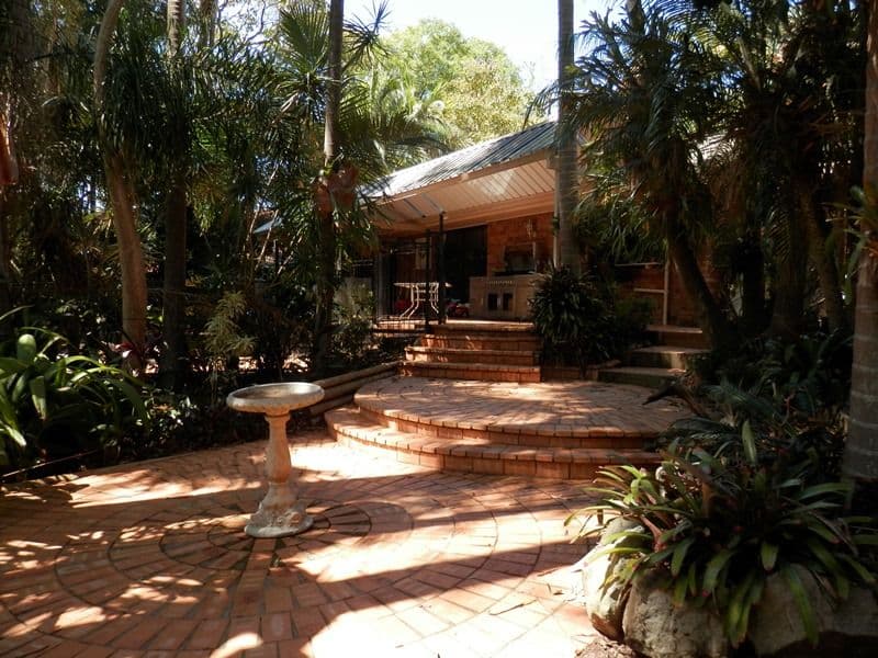 10 Islandview Street, BARELLAN POINT QLD 4306, Barellan Point - Image 1
