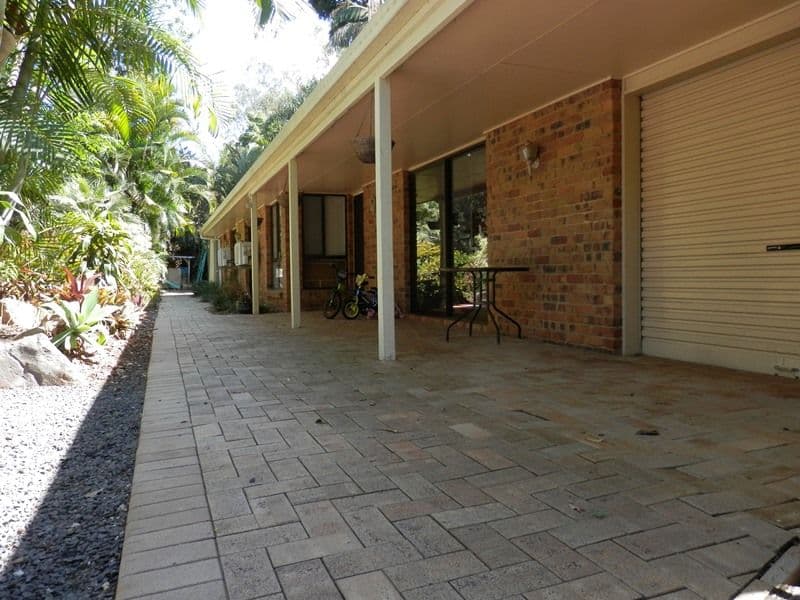 10 Islandview Street, BARELLAN POINT QLD 4306, Barellan Point - Thumbnail 2