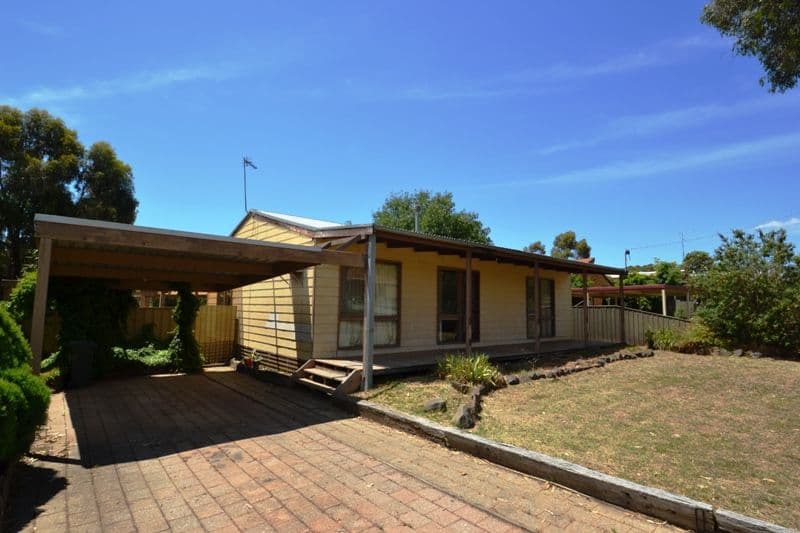 40 Redbank Road, SEYMOUR VIC 3660, Seymour - Image 1