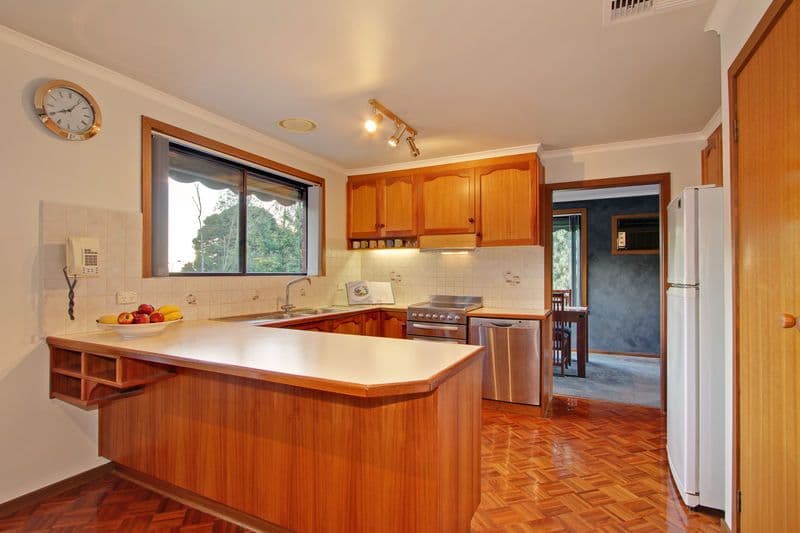 8 CORNELIA Close, KILSYTH VIC 3137, Kilsyth - Thumbnail 5
