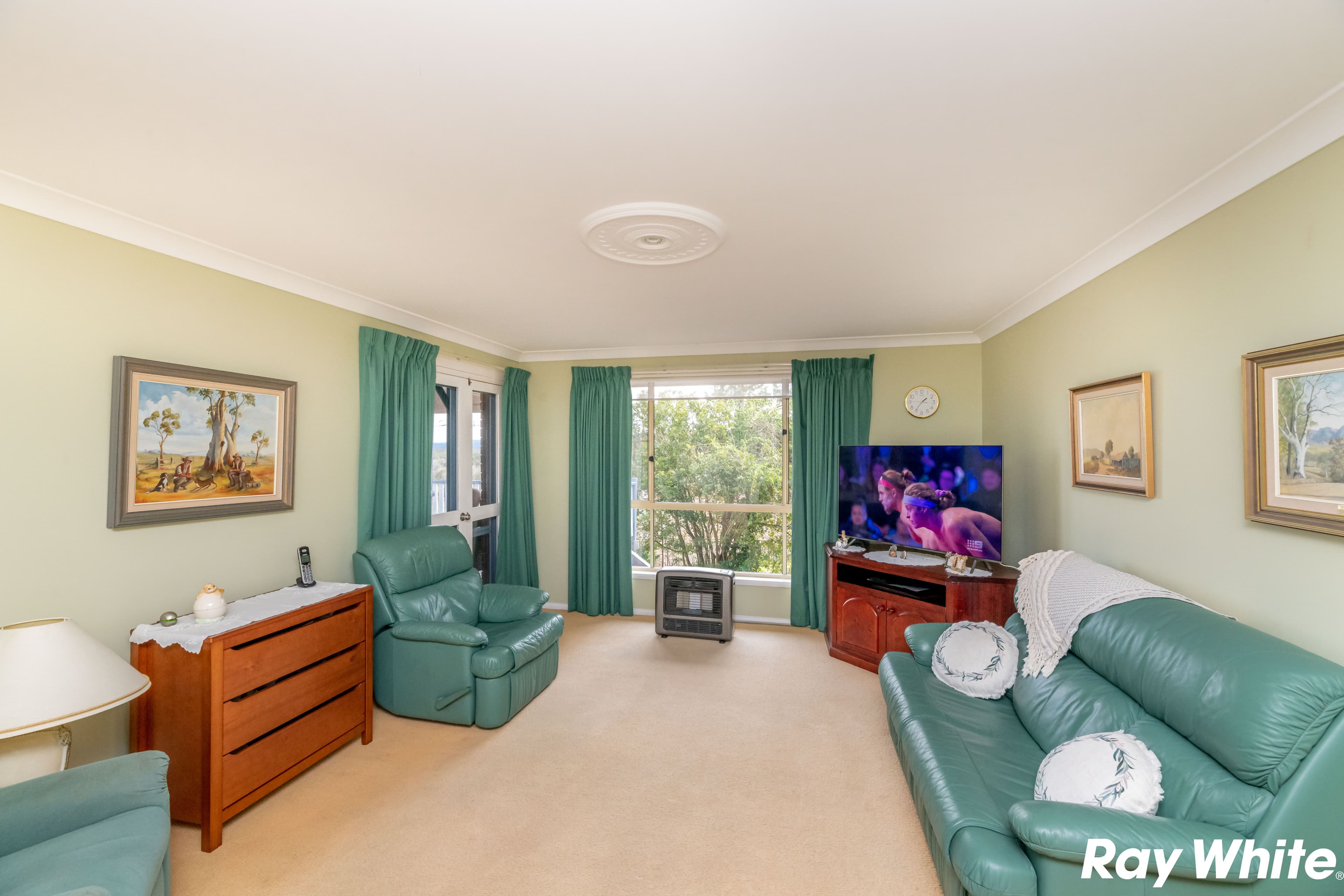 61 Lakeview Crescent, Forster NSW 2428, Forster - Thumbnail 2
