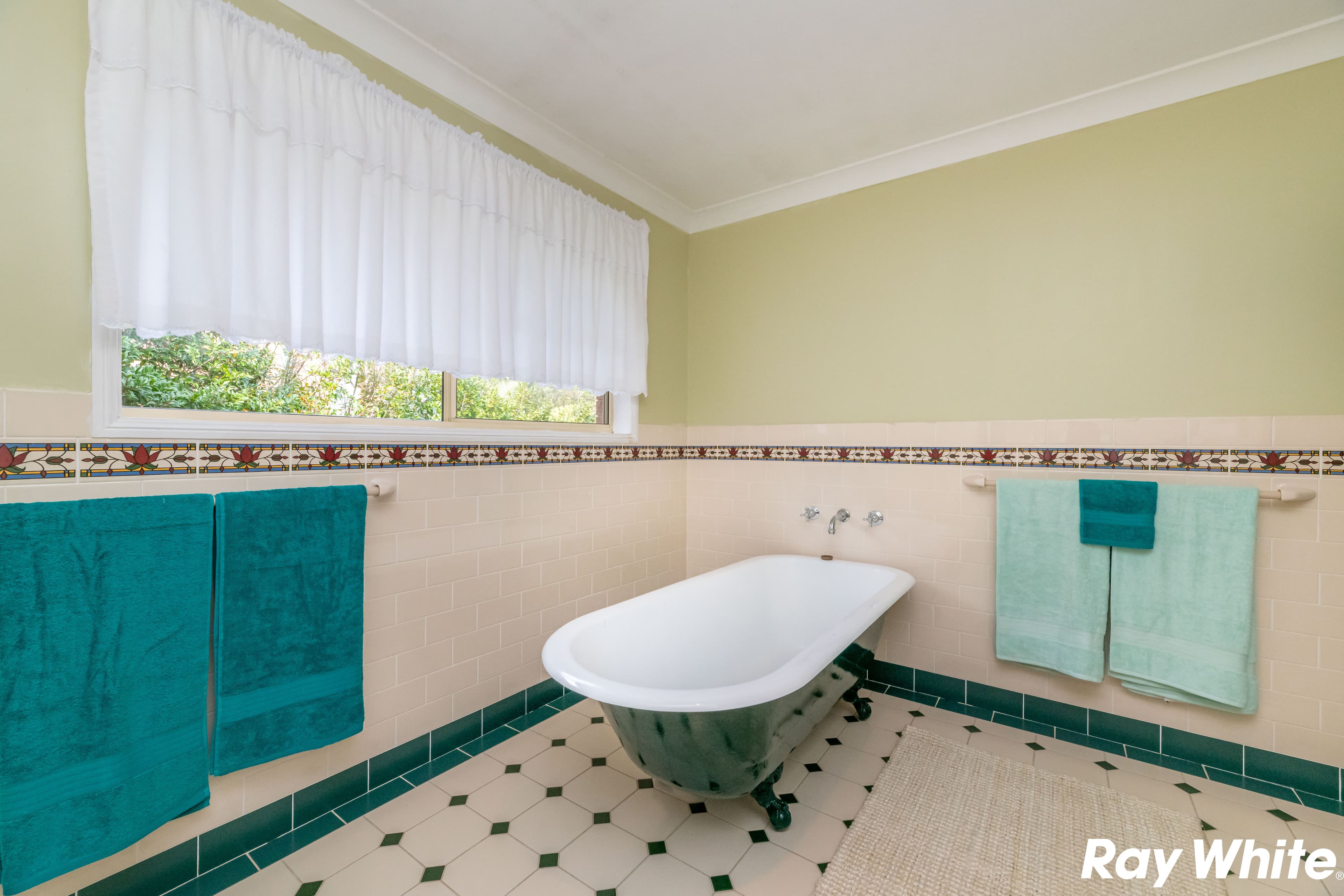 61 Lakeview Crescent, Forster NSW 2428, Forster - Thumbnail 5