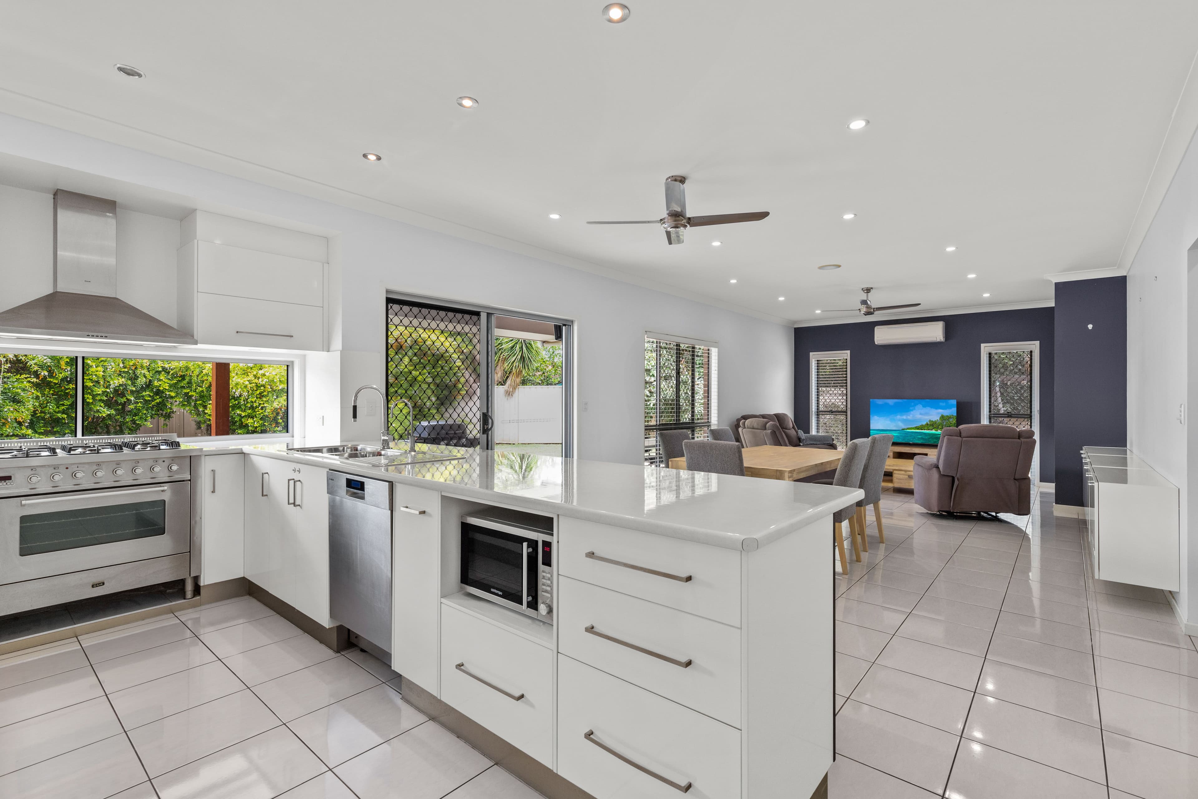 11 Paperbark Place, Emerald QLD 4720, Emerald - Thumbnail 3